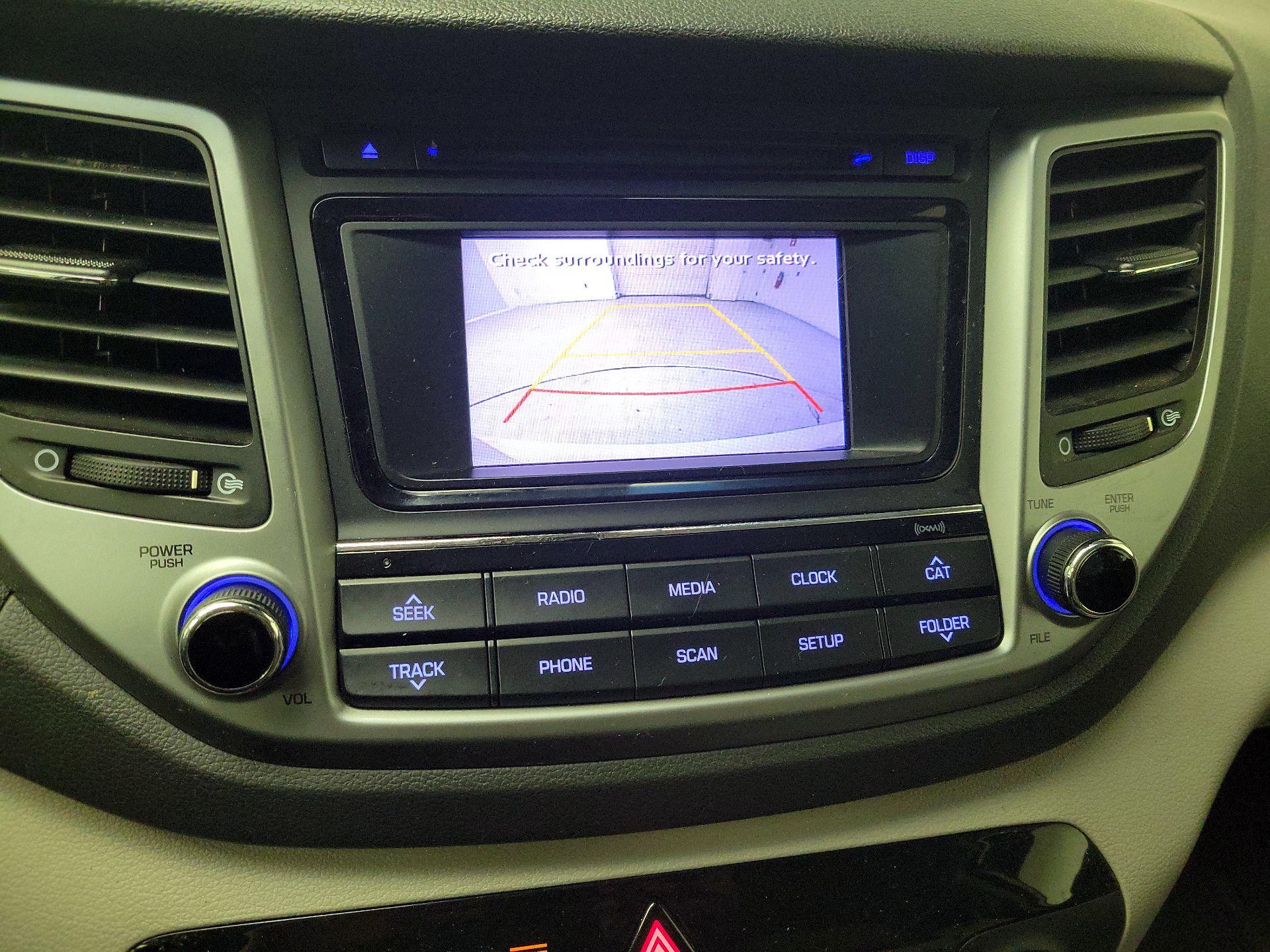 Thumbnail: 2016 Hyundai Tucson - 13