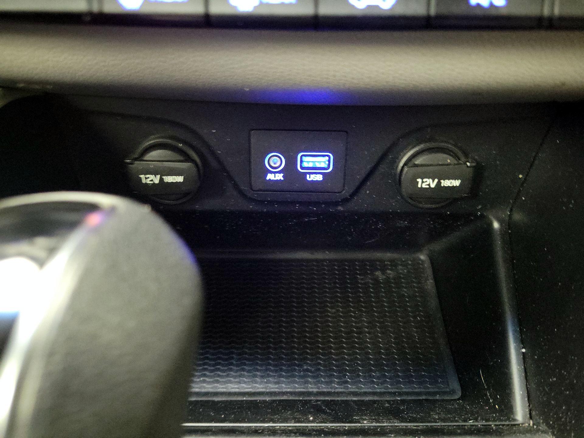 Thumbnail: 2016 Hyundai Tucson - 17