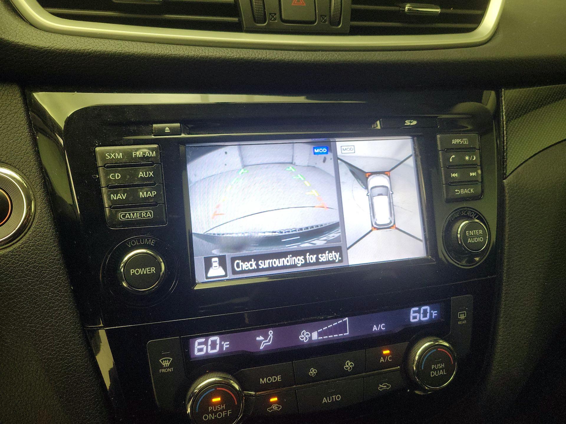 Thumbnail: 2015 Nissan Rogue - 15