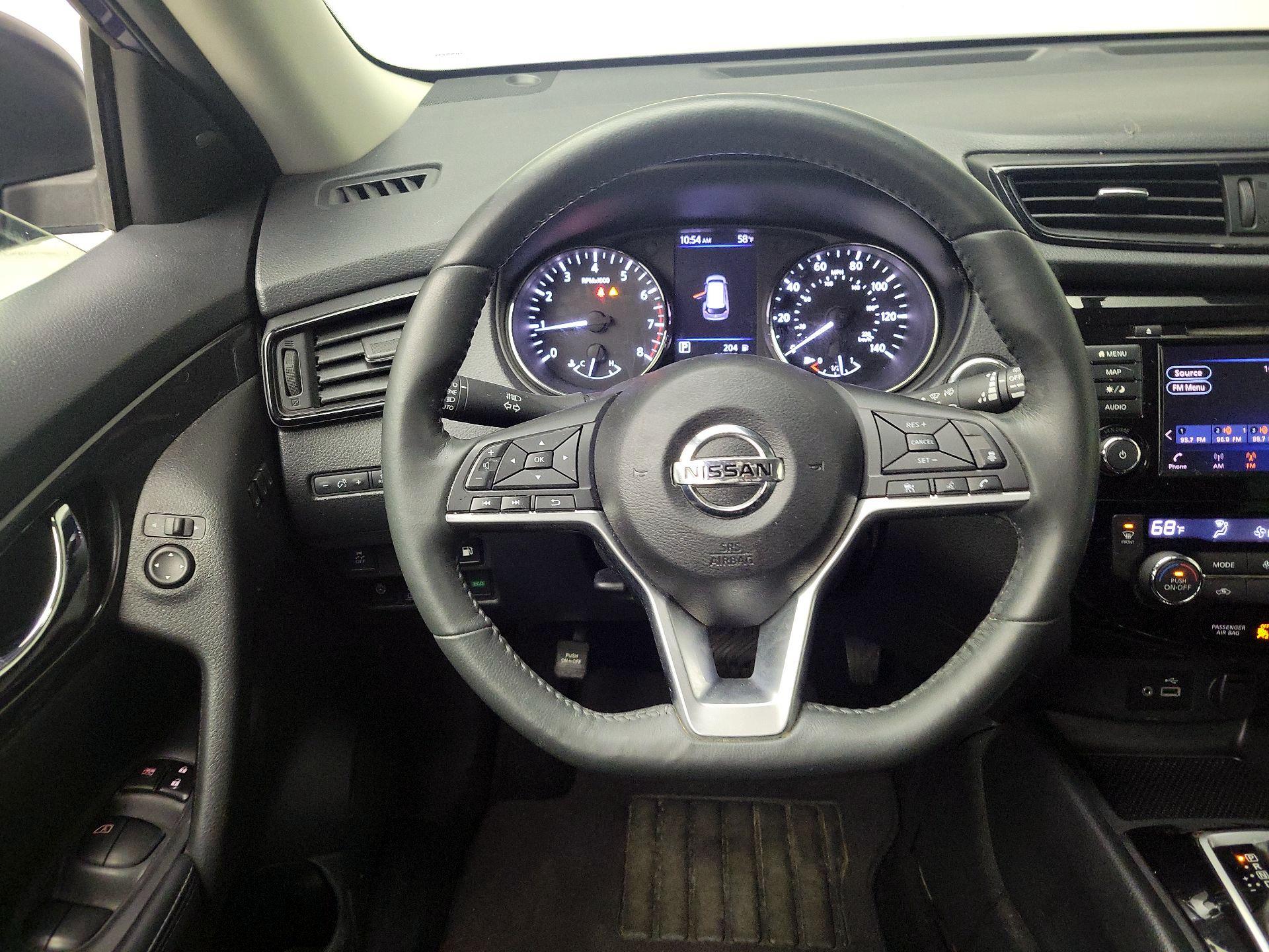 Thumbnail: 2018 Nissan Rogue - 10
