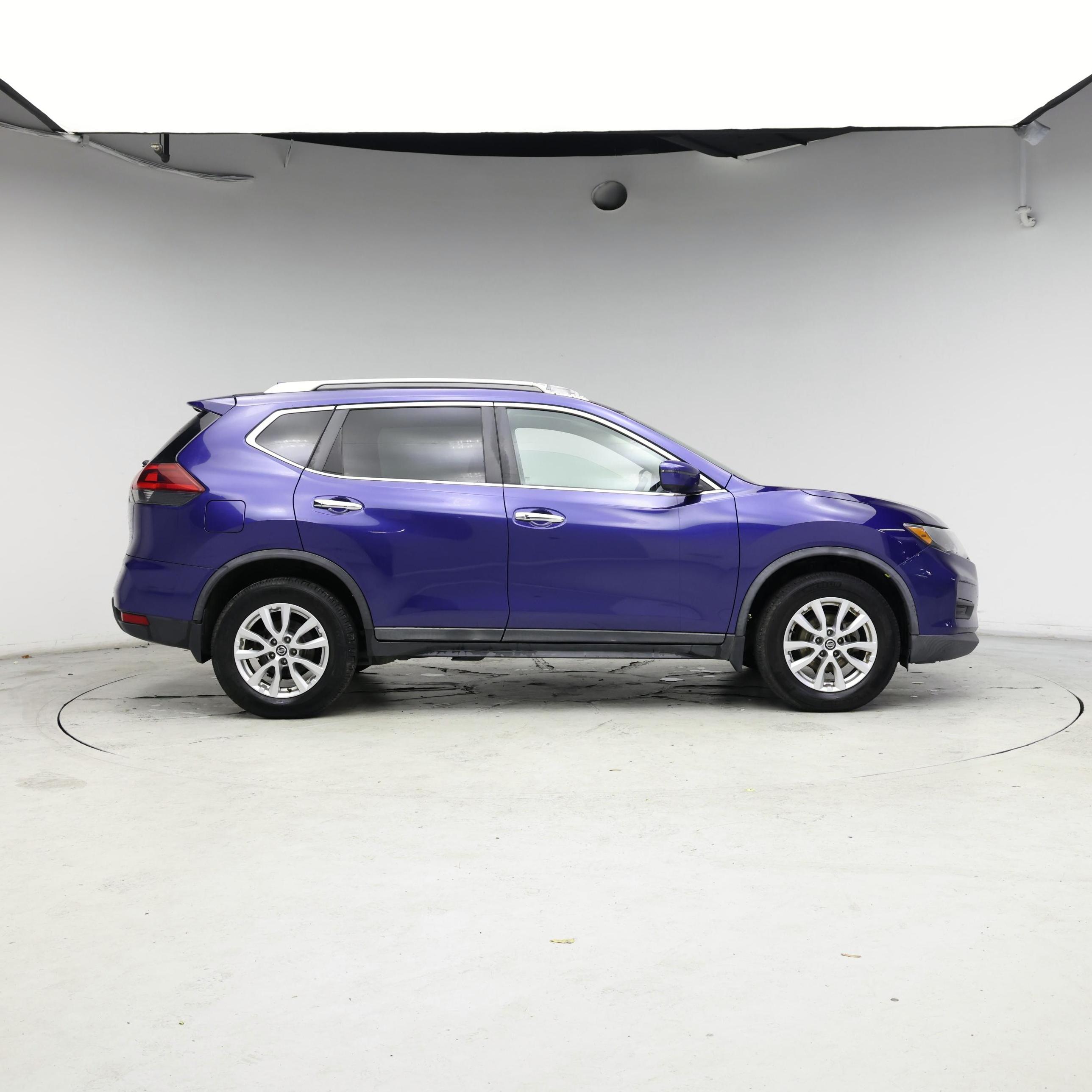 Thumbnail: 2018 Nissan Rogue - 7