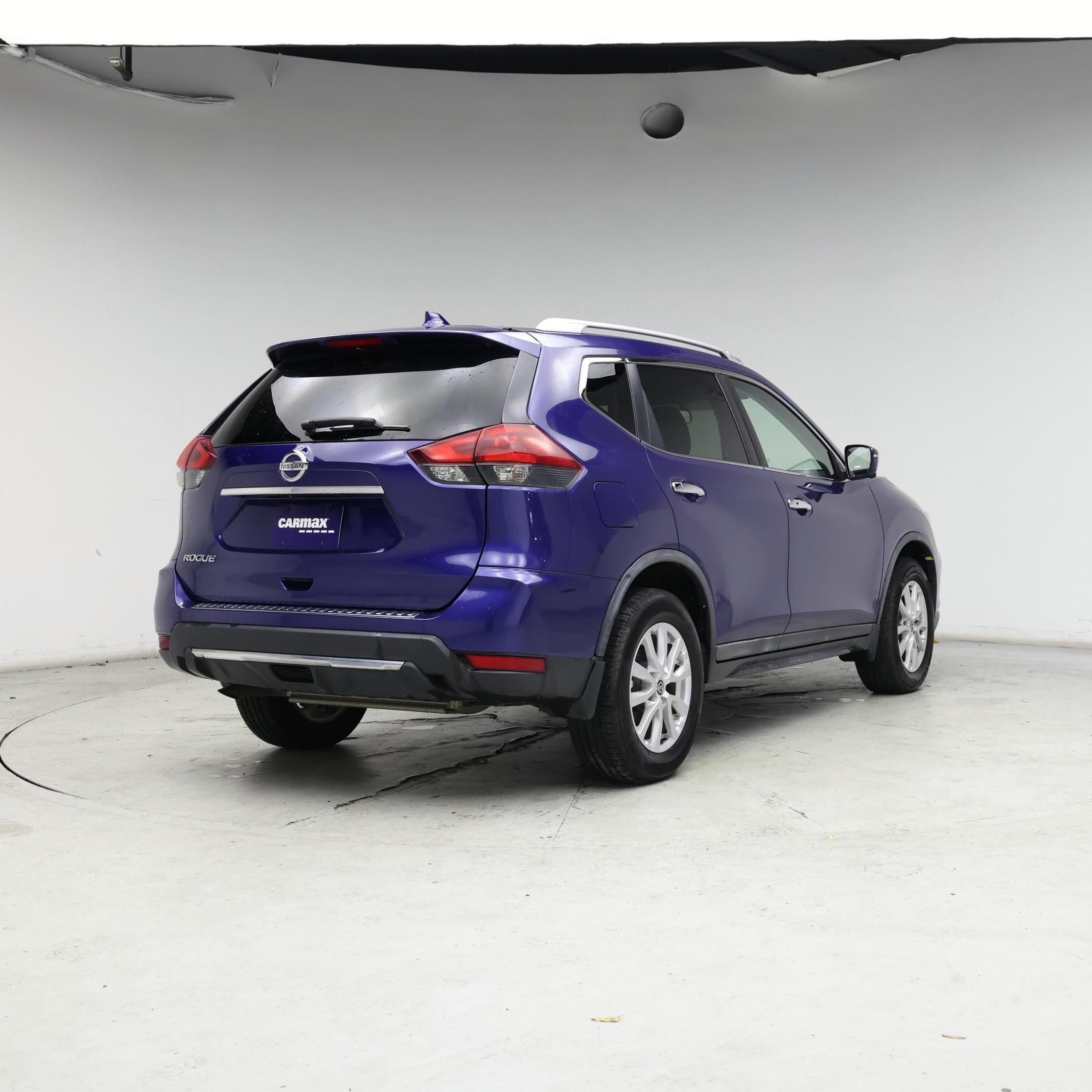 Thumbnail: 2018 Nissan Rogue - 8