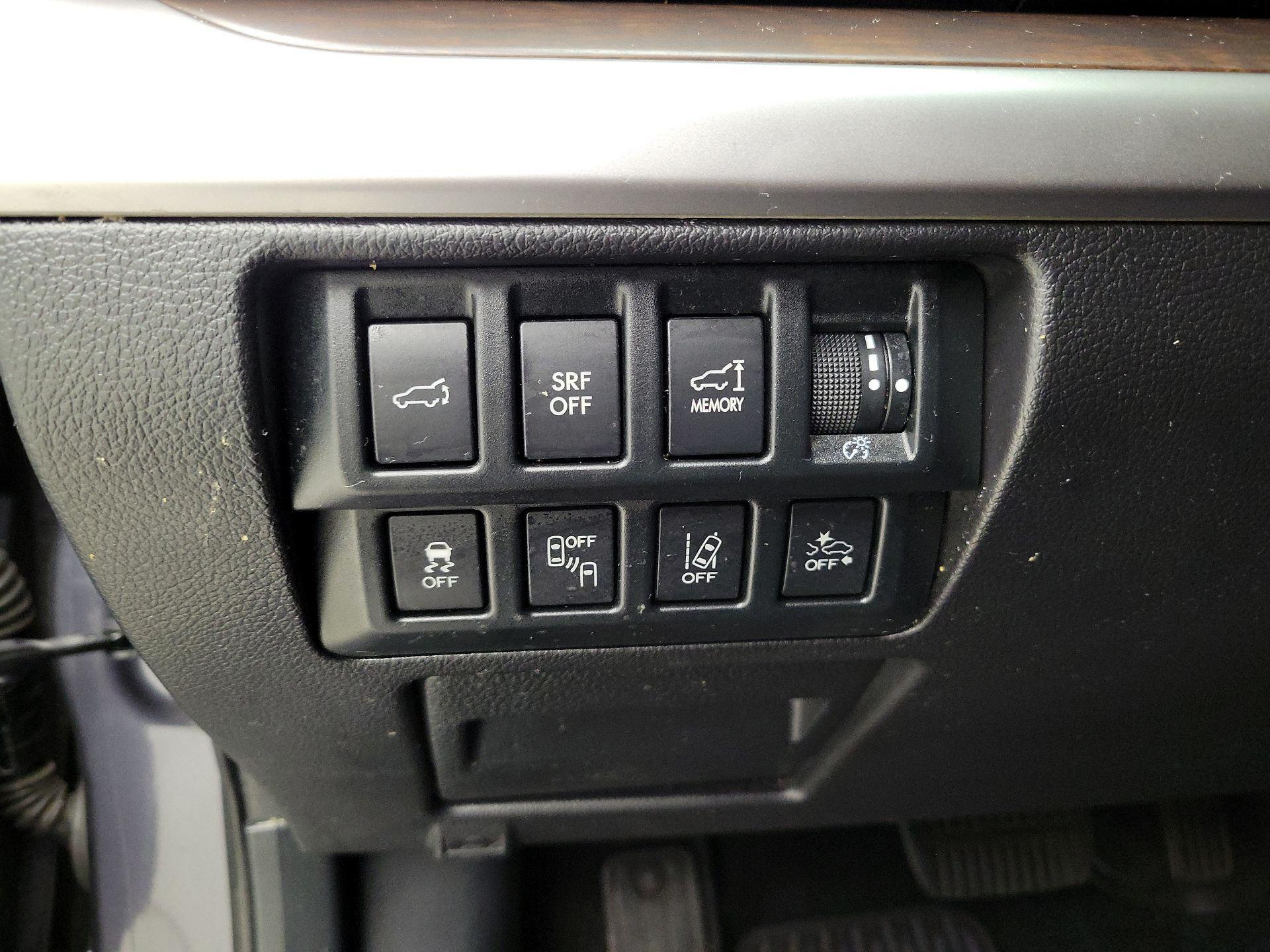 Thumbnail: 2015 Subaru Outback - 13