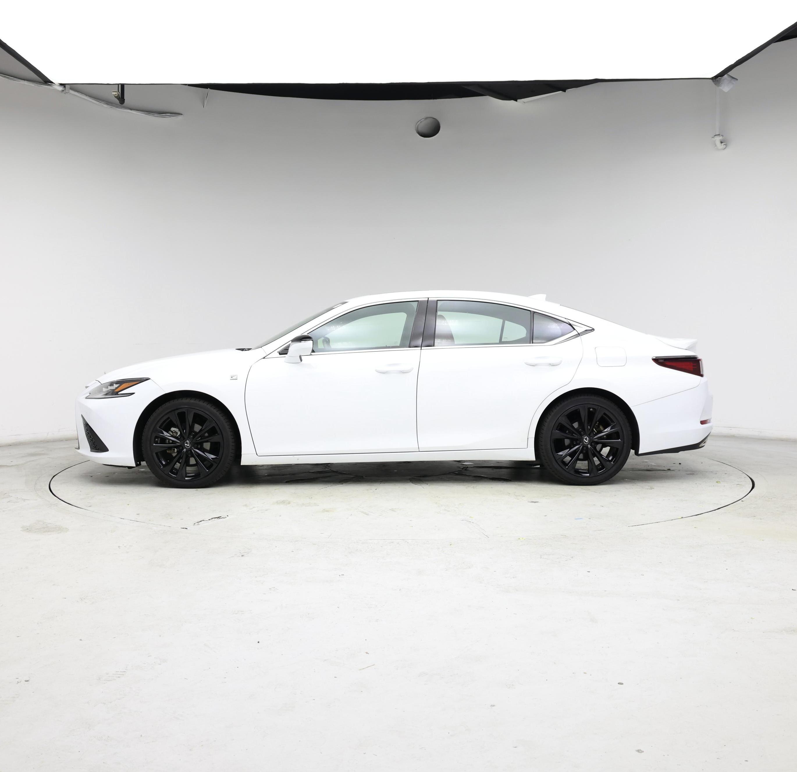 Thumbnail: 2023 Lexus ES - 3