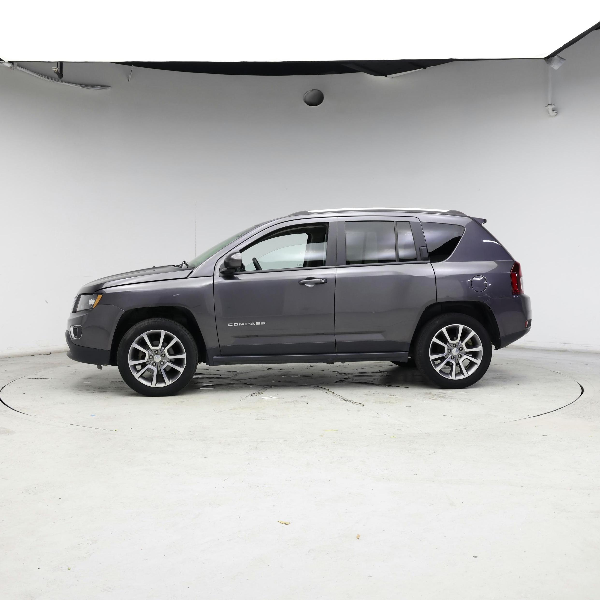 Thumbnail: 2017 Jeep Compass - 3