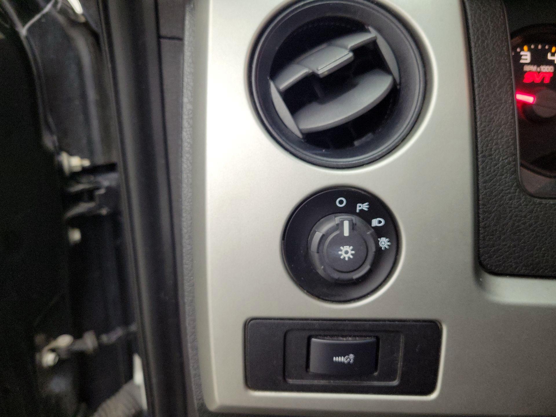 Thumbnail: 2014 Ford F-150 - 13