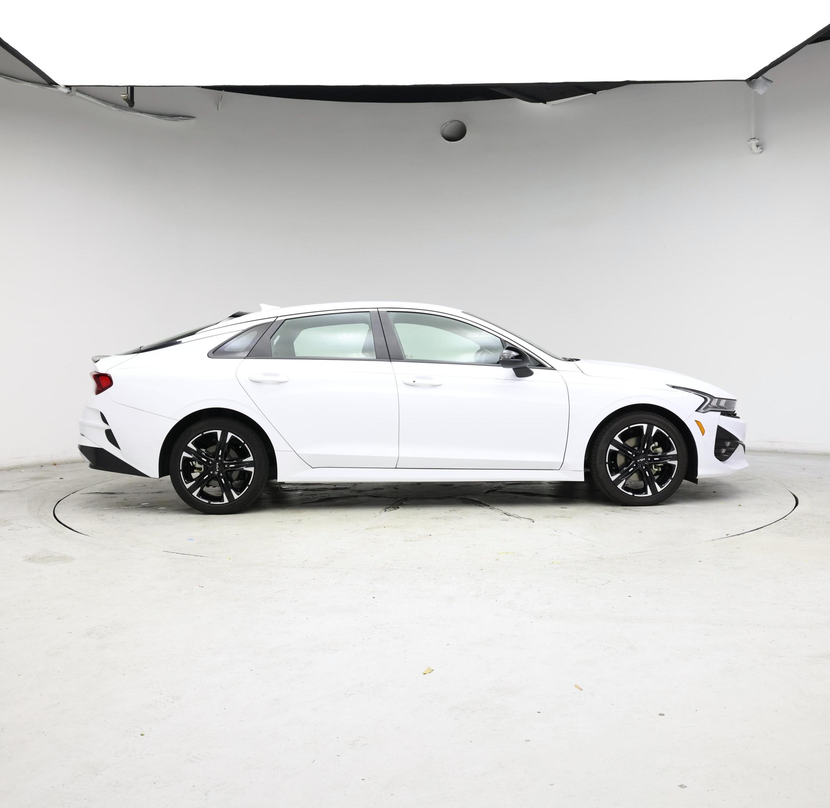 Thumbnail: 2023 Kia K5 - 7