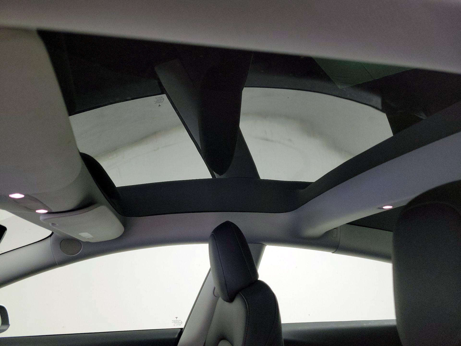 Thumbnail: 2021 Tesla Model 3 - 18