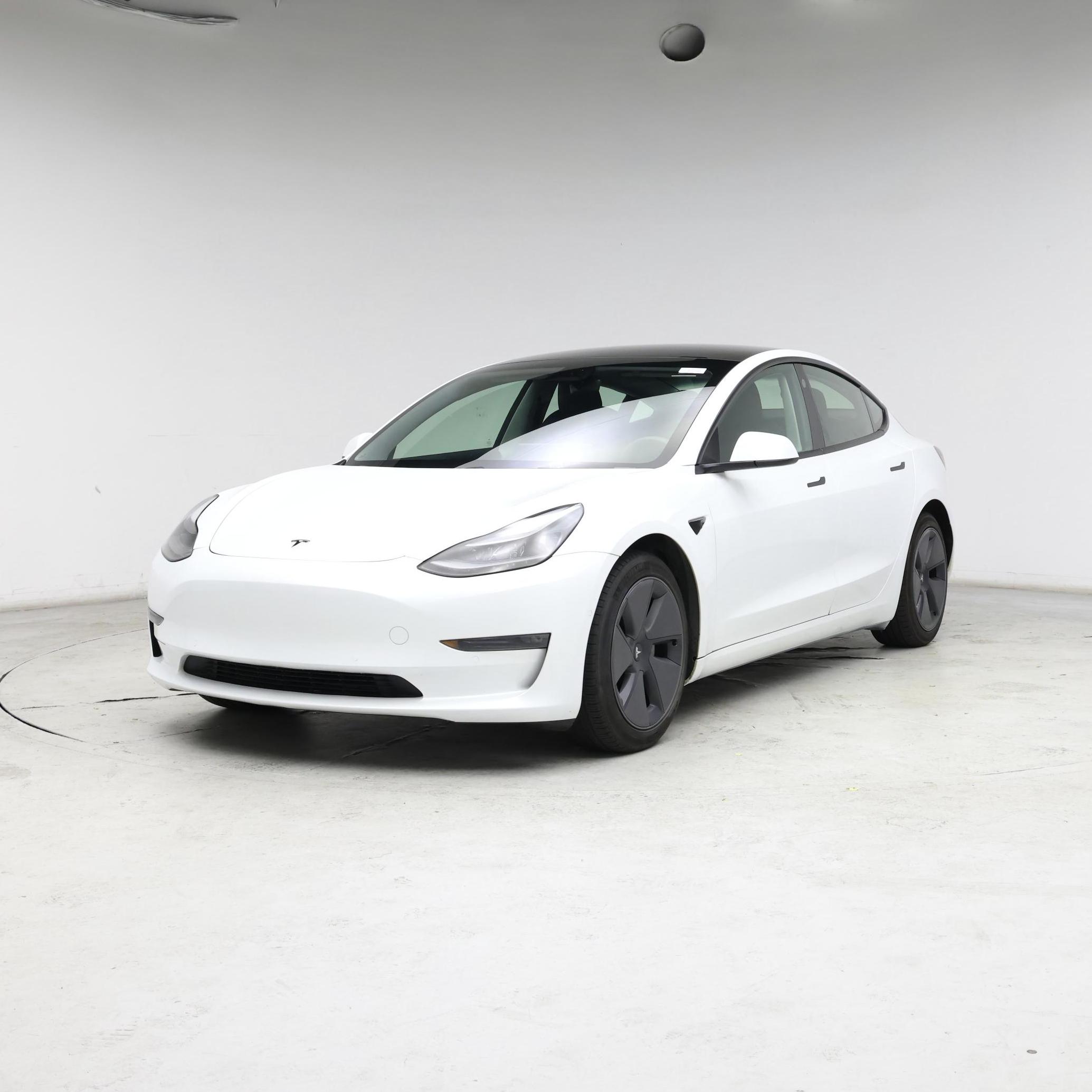 Thumbnail: 2021 Tesla Model 3 - 4