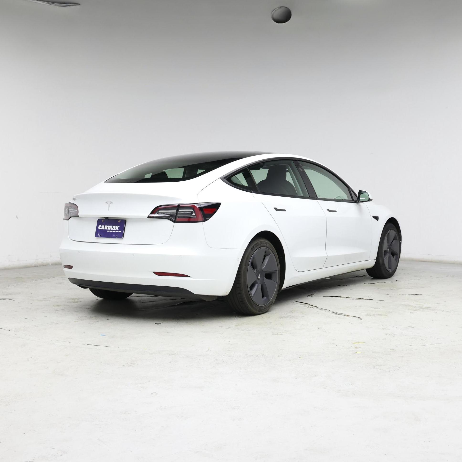 Thumbnail: 2021 Tesla Model 3 - 8