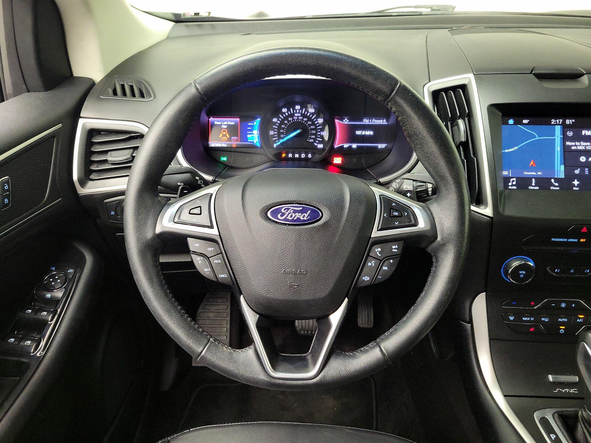 Thumbnail: 2017 Ford Edge - 10
