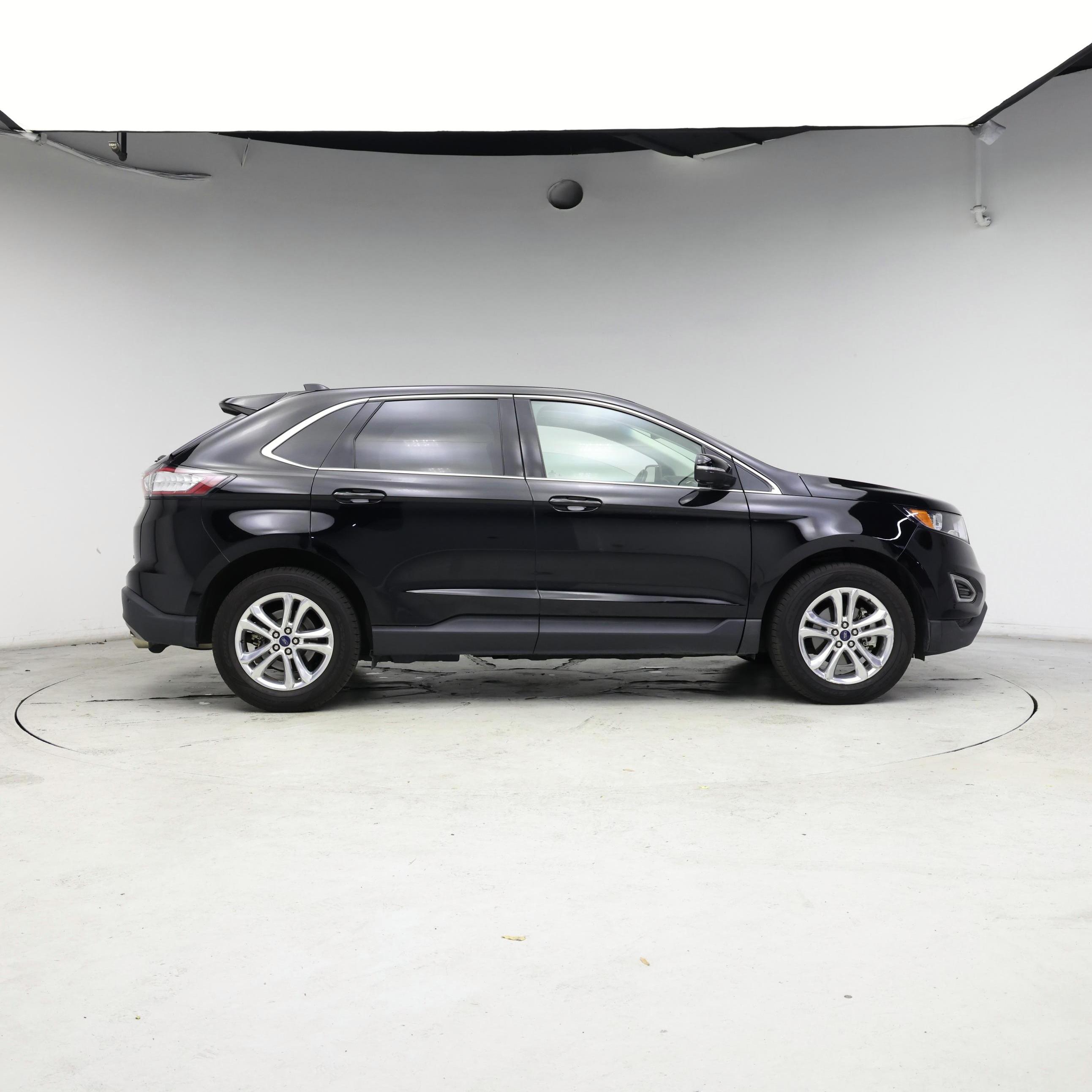 Thumbnail: 2017 Ford Edge - 7