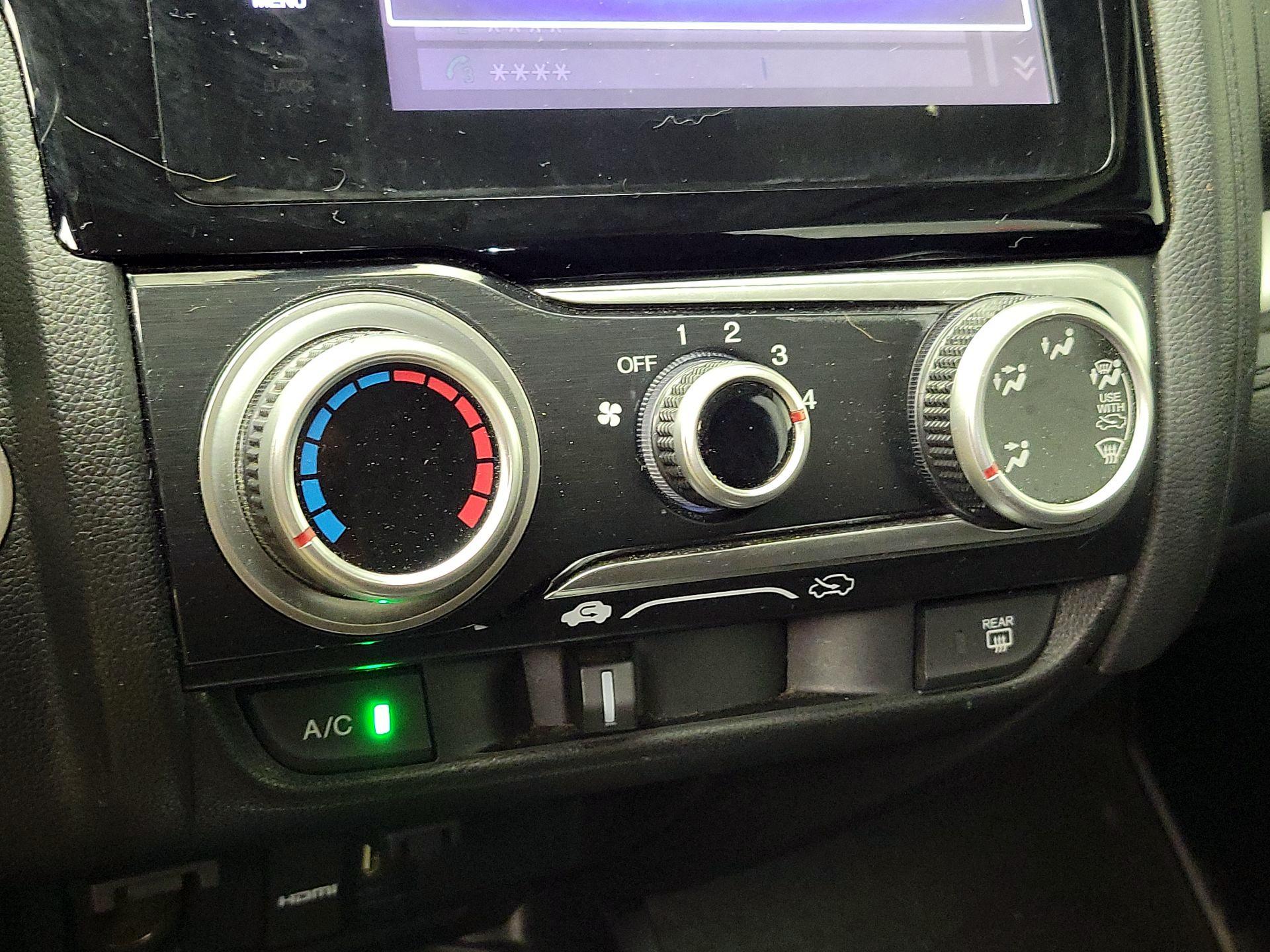 Thumbnail: 2015 Honda Fit - 16