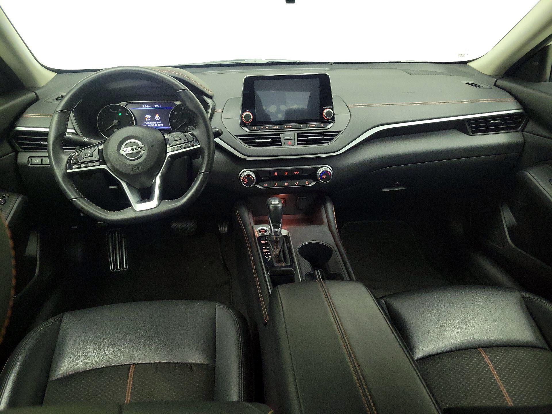 Thumbnail: 2020 Nissan Altima - 9