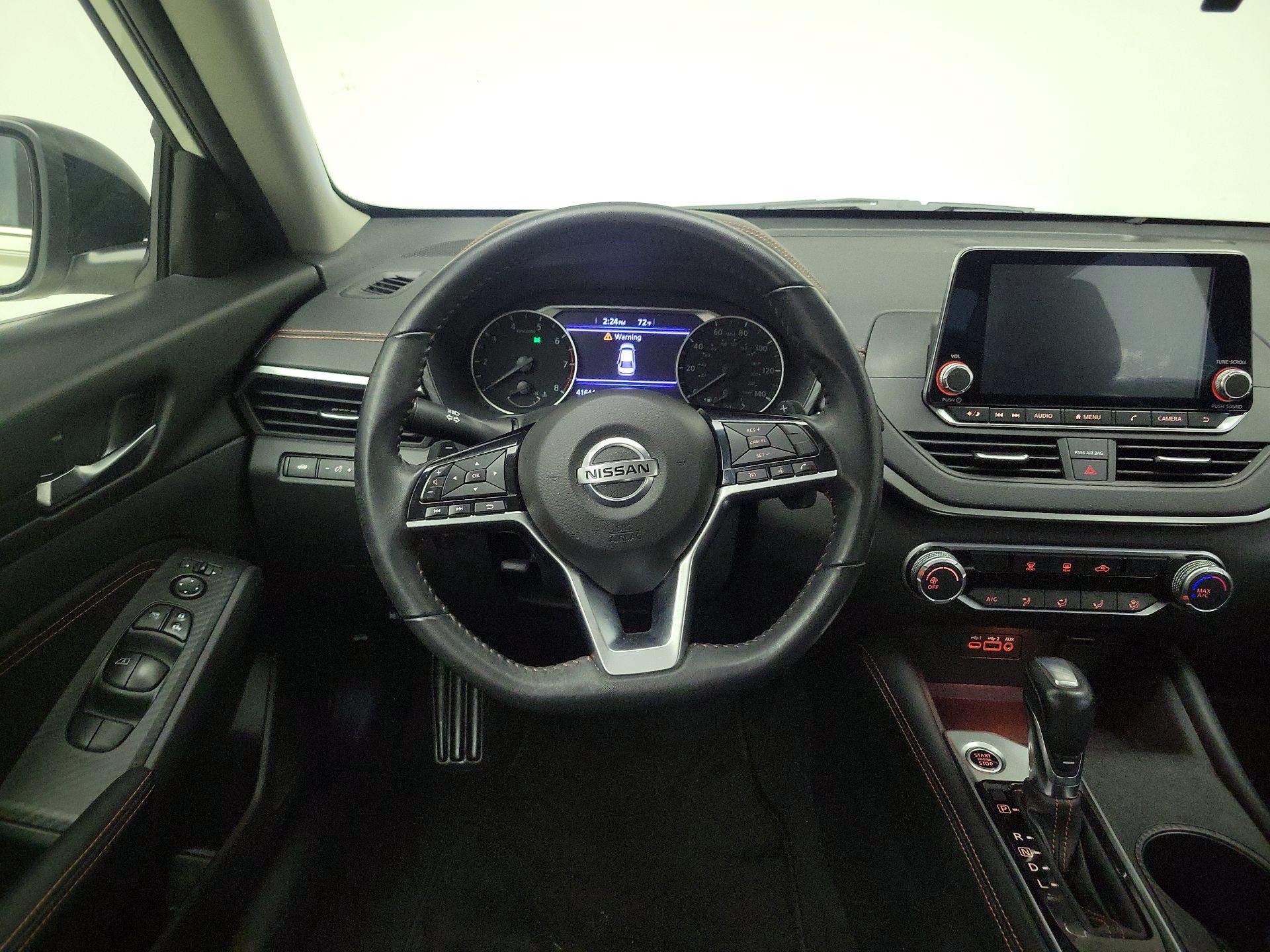 Thumbnail: 2020 Nissan Altima - 10