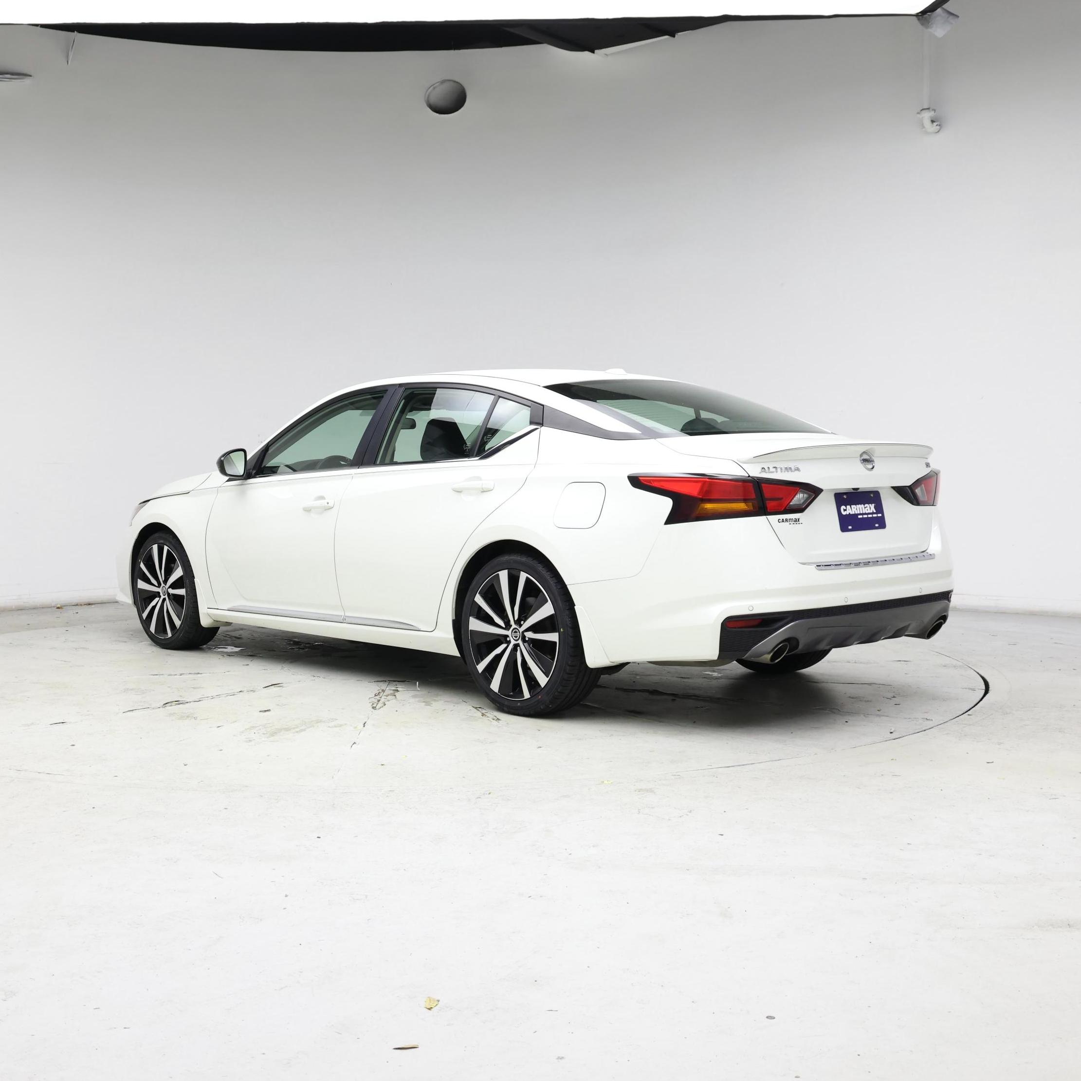 Thumbnail: 2020 Nissan Altima - 2