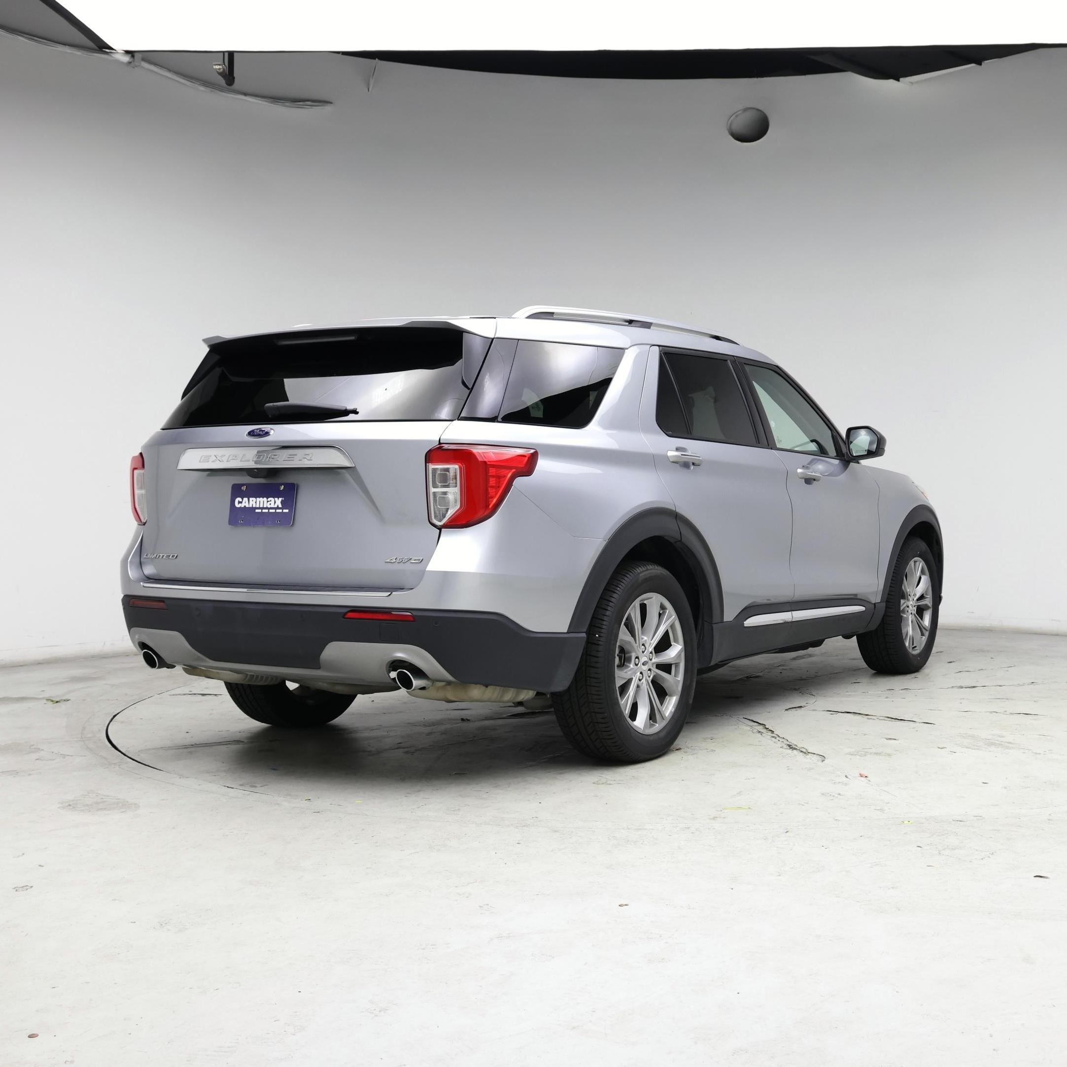 Thumbnail: 2023 Ford Explorer - 8