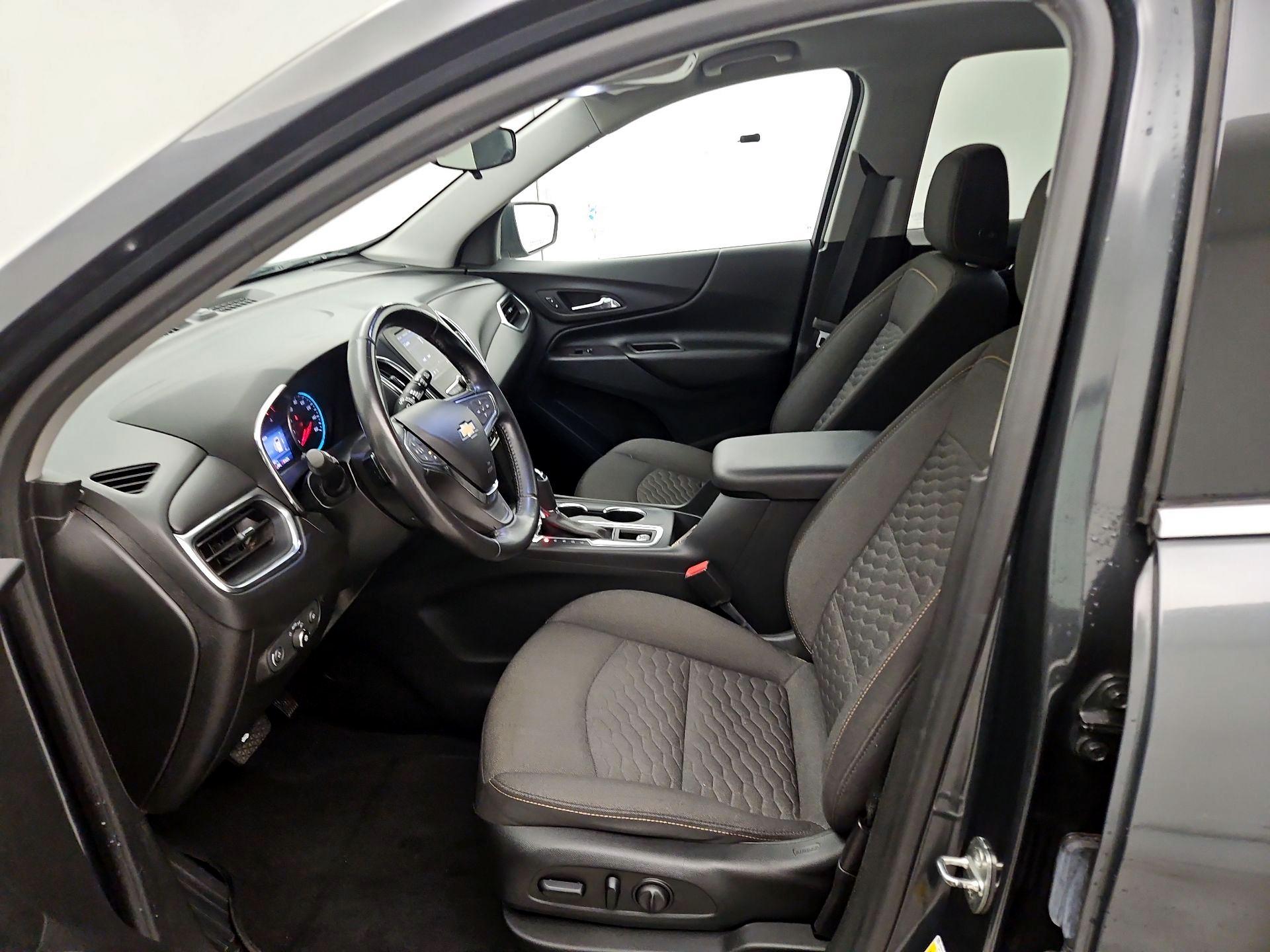 Thumbnail: 2020 Chevrolet Equinox - 11