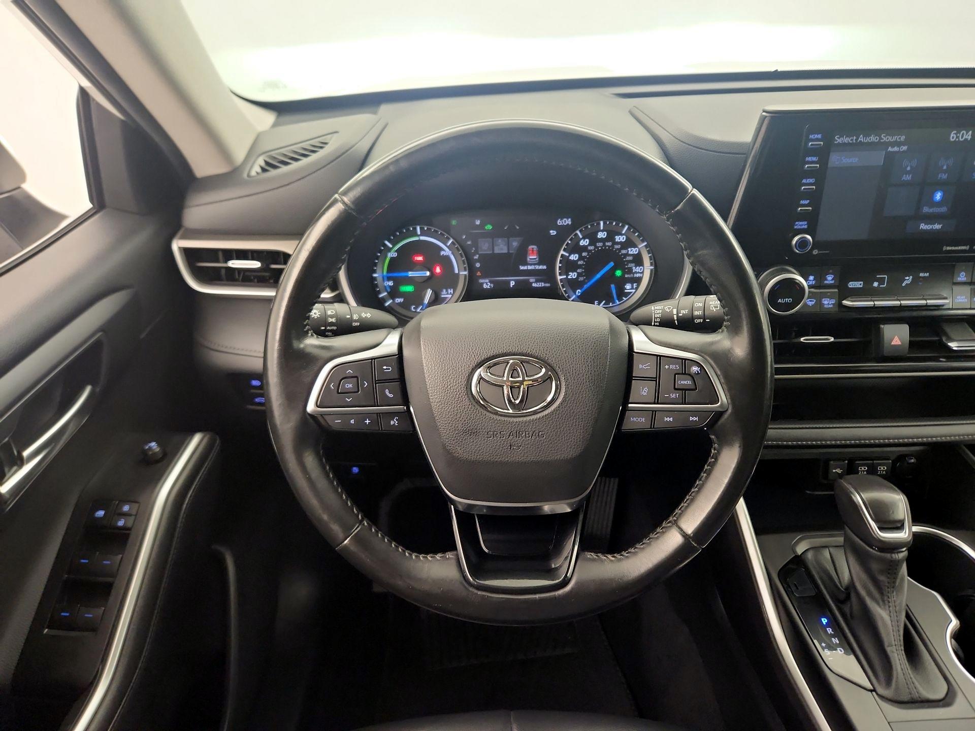 Thumbnail: 2021 Toyota Highlander - 10