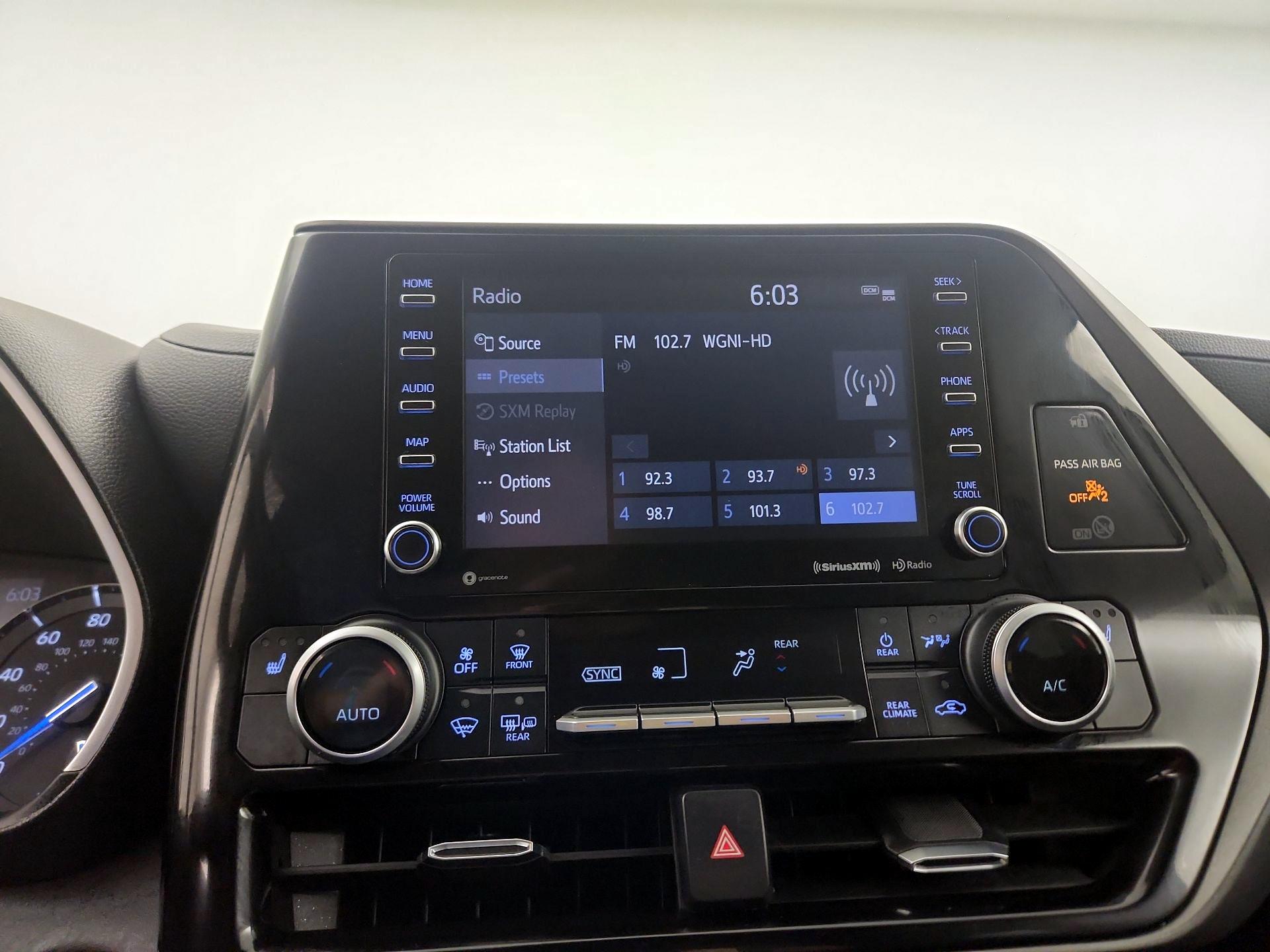 Thumbnail: 2021 Toyota Highlander - 15