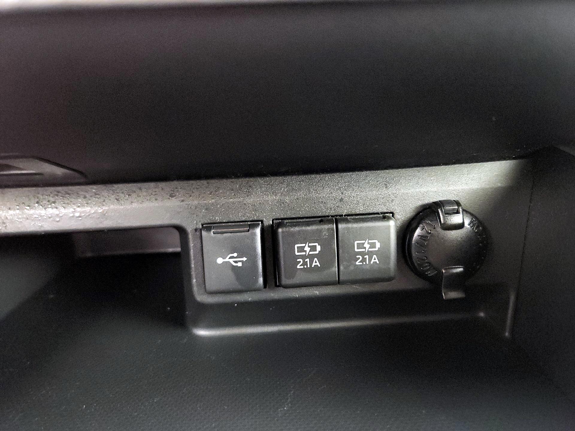 Thumbnail: 2021 Toyota Highlander - 18