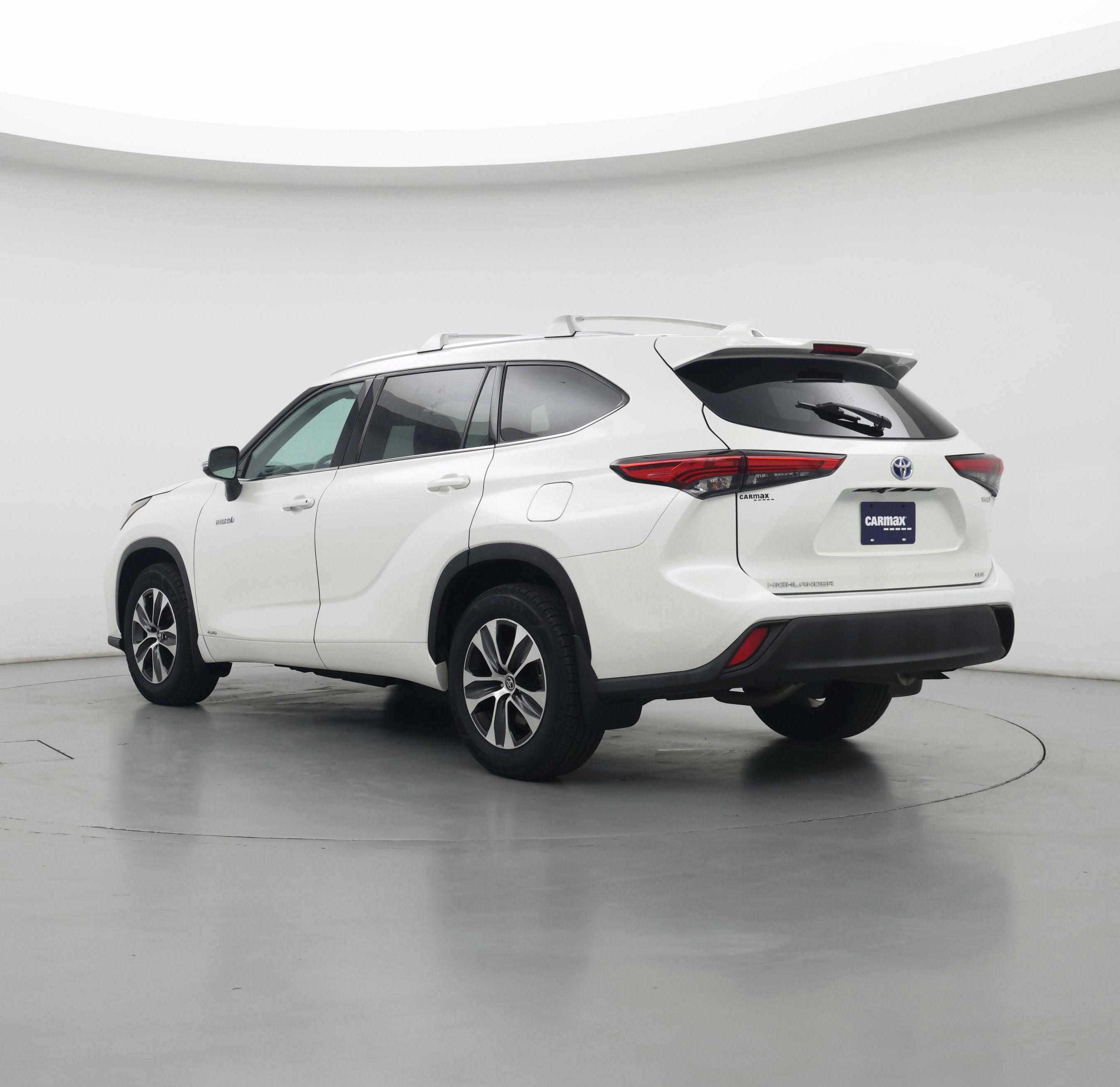 Thumbnail: 2021 Toyota Highlander - 2