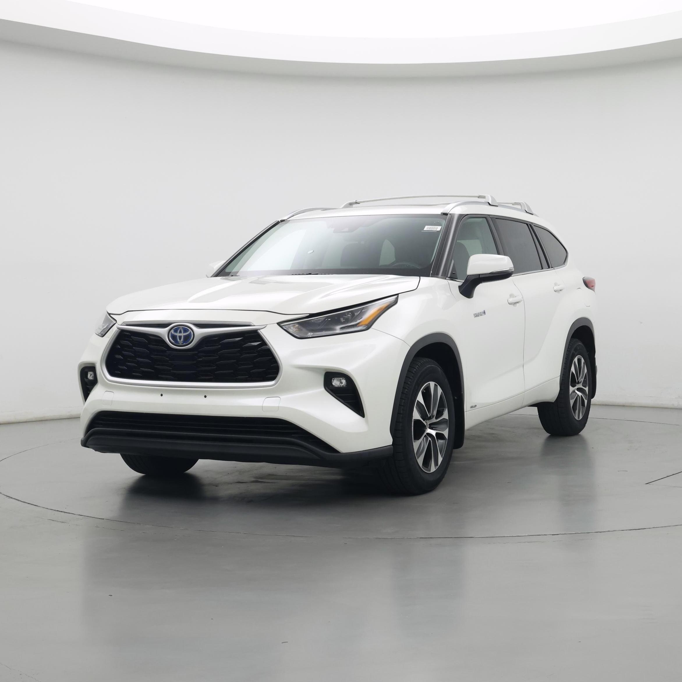 Thumbnail: 2021 Toyota Highlander - 4
