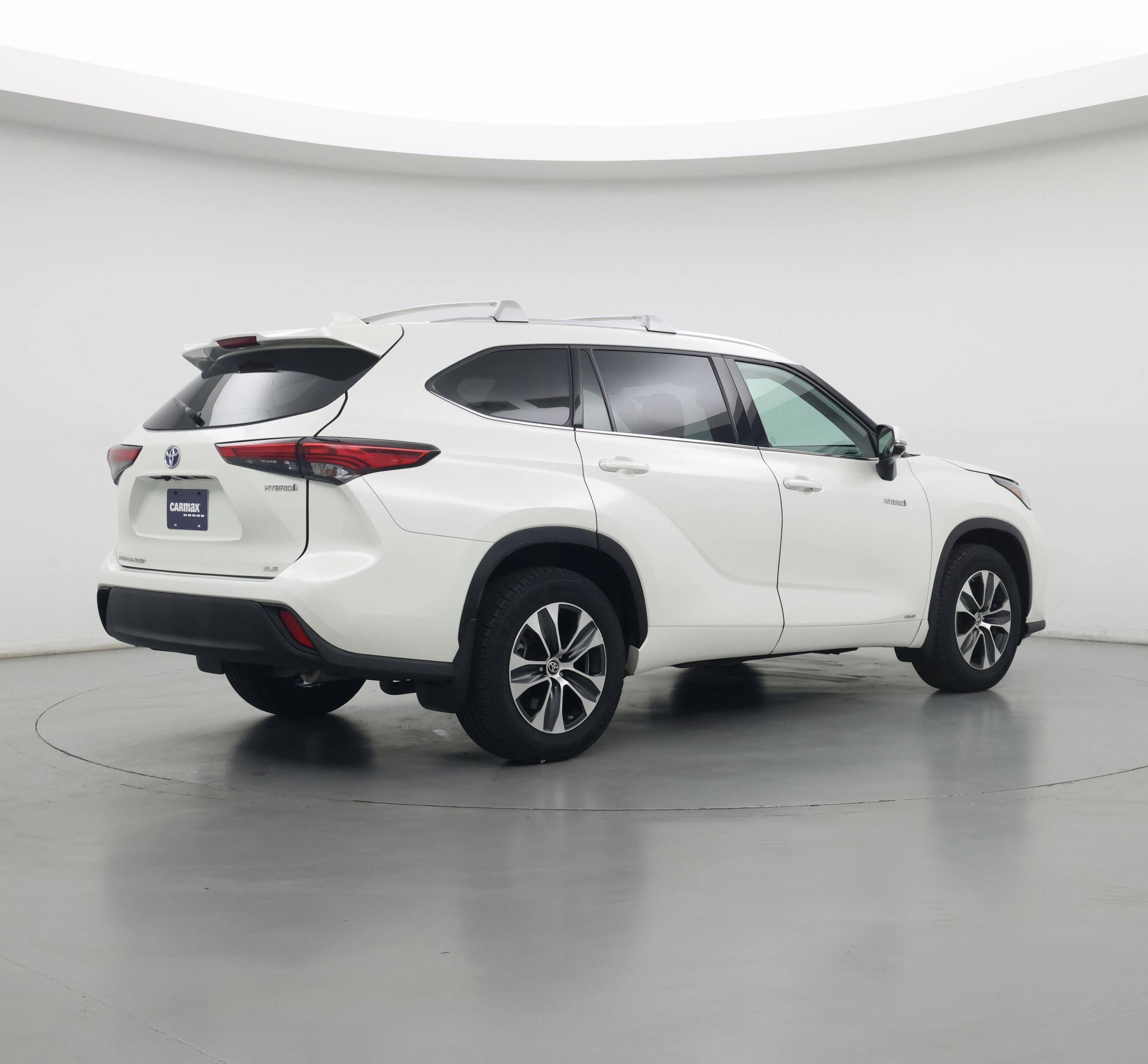 Thumbnail: 2021 Toyota Highlander - 7