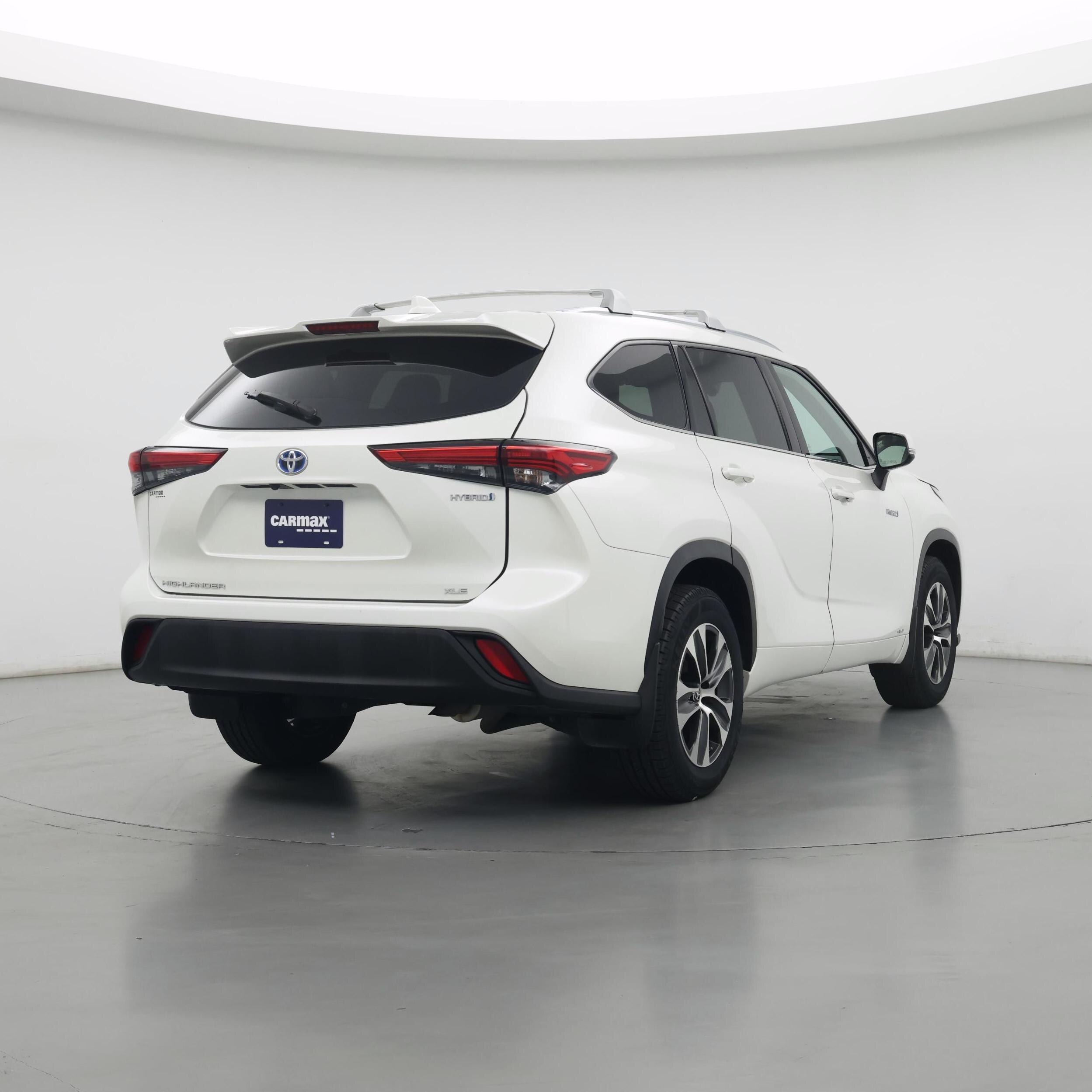 Thumbnail: 2021 Toyota Highlander - 8