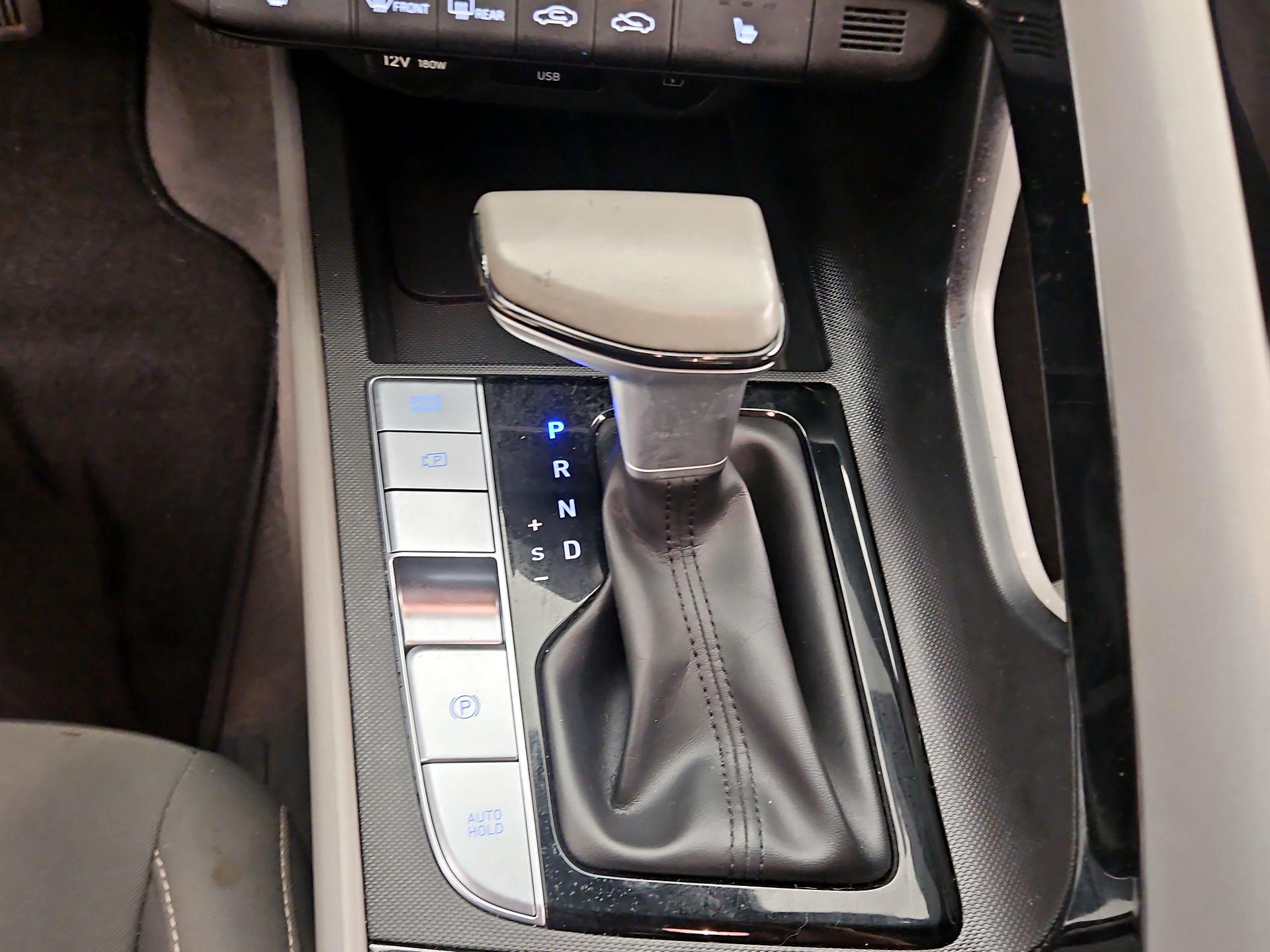 Thumbnail: 2024 Hyundai Elantra - 17