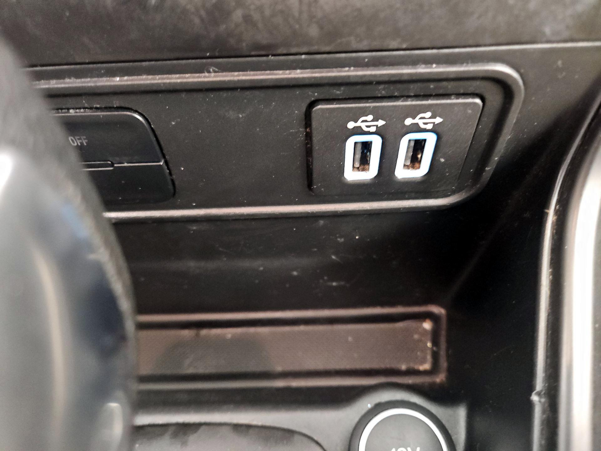 Thumbnail: 2021 Ford EcoSport - 18