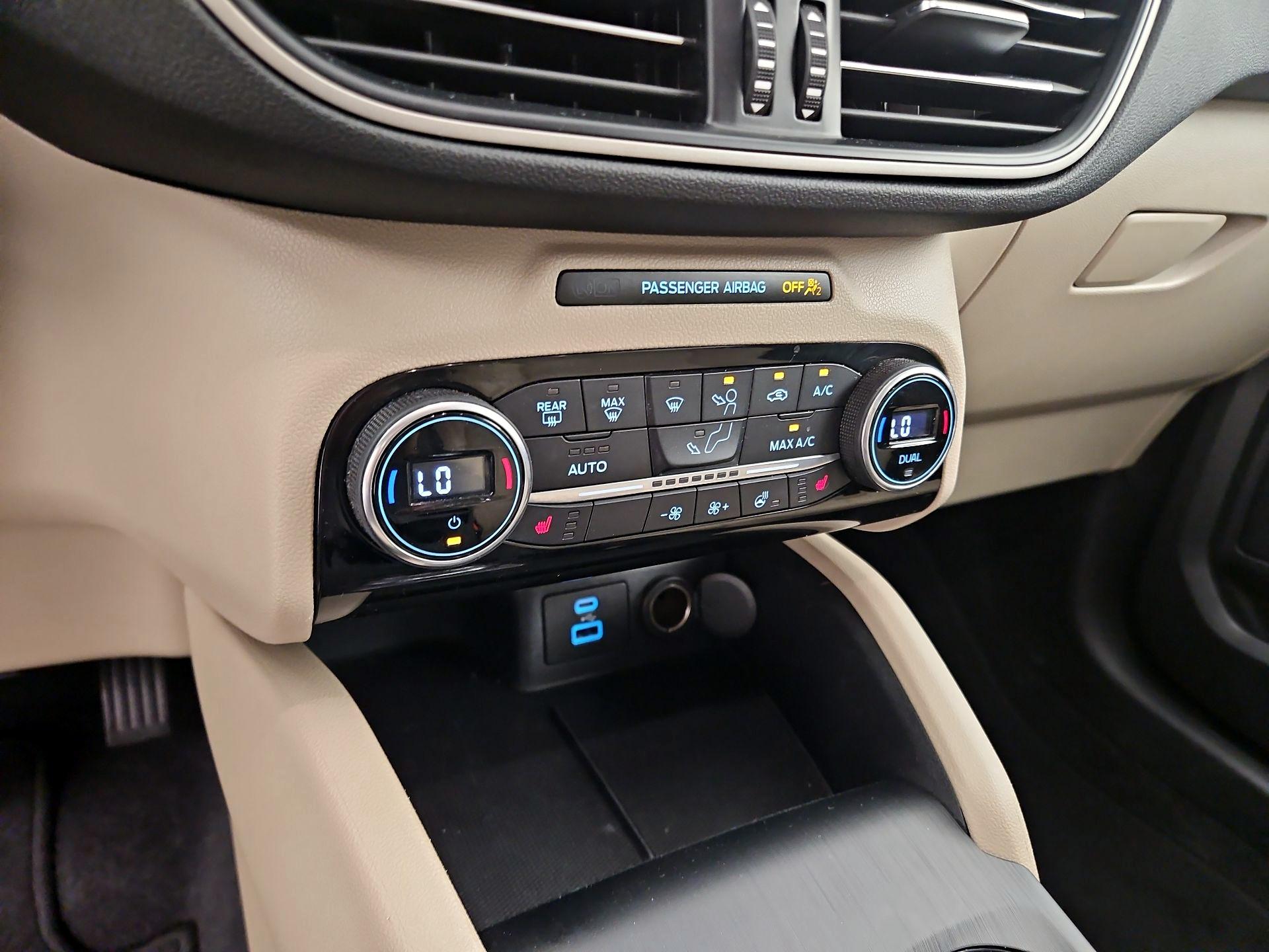 Thumbnail: 2021 Ford Escape - 16