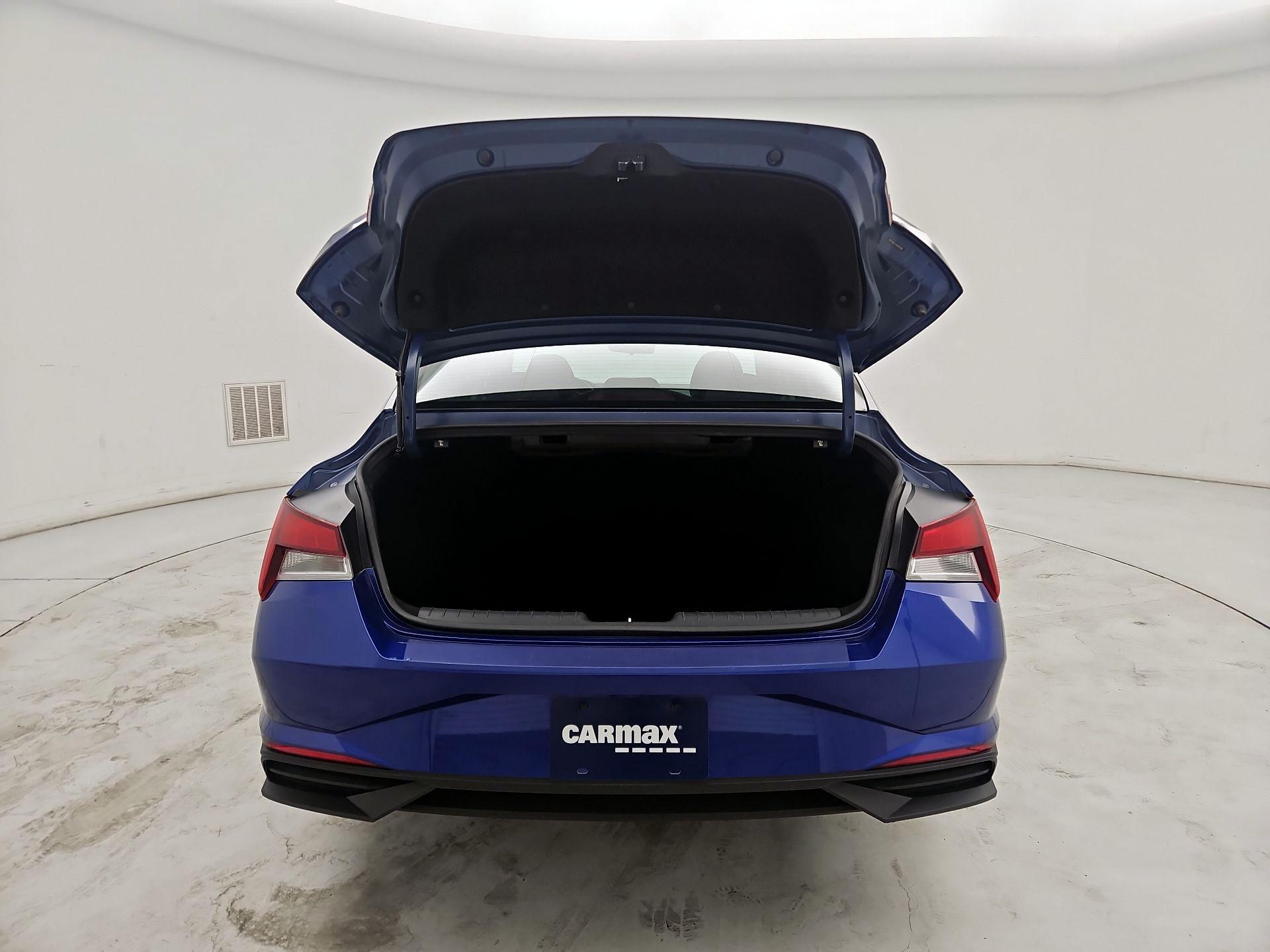 Thumbnail: 2022 Hyundai Elantra - 20