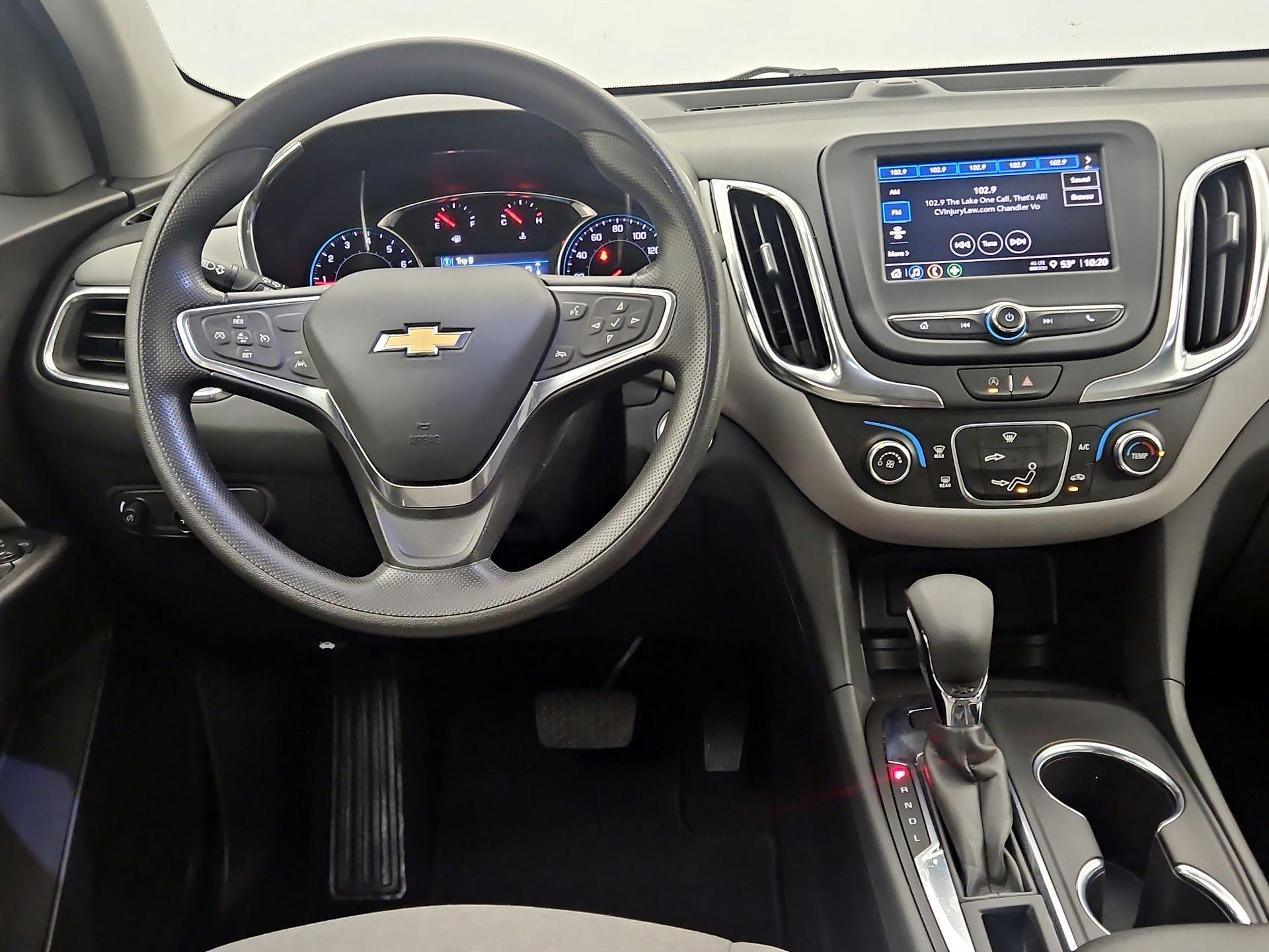 Thumbnail: 2022 Chevrolet Equinox - 10