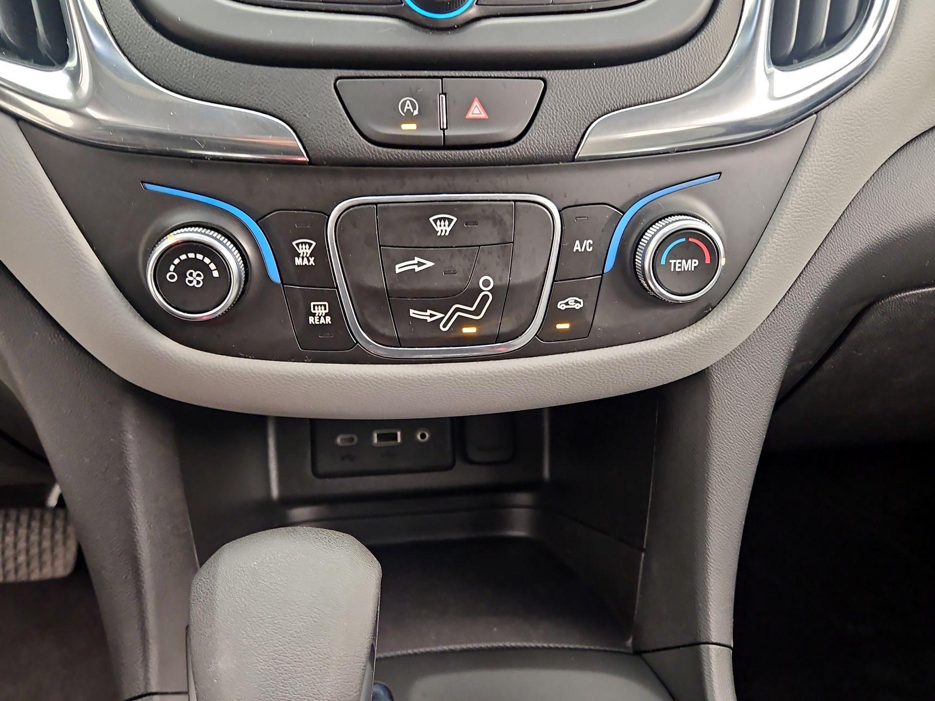 Thumbnail: 2022 Chevrolet Equinox - 16