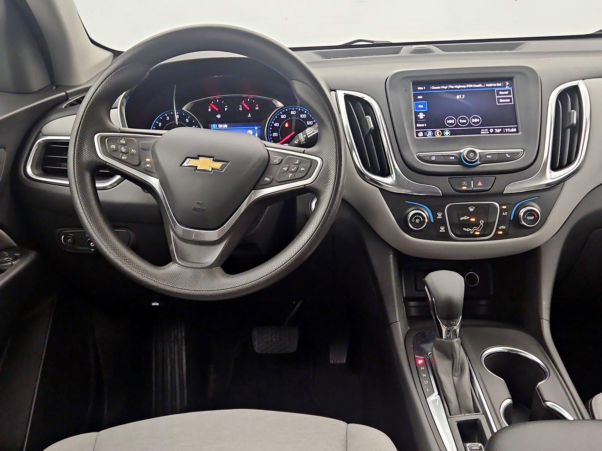 Thumbnail: 2022 Chevrolet Equinox - 10
