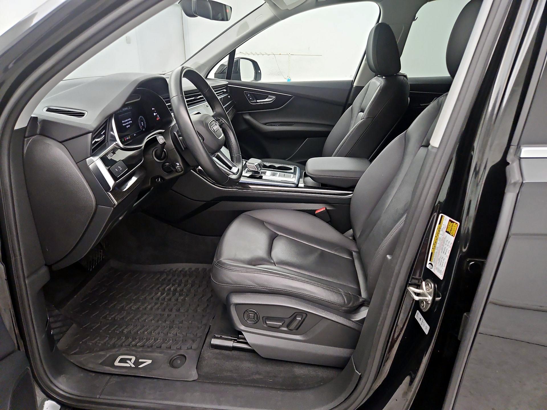 Thumbnail: 2022 Audi Q7 - 11