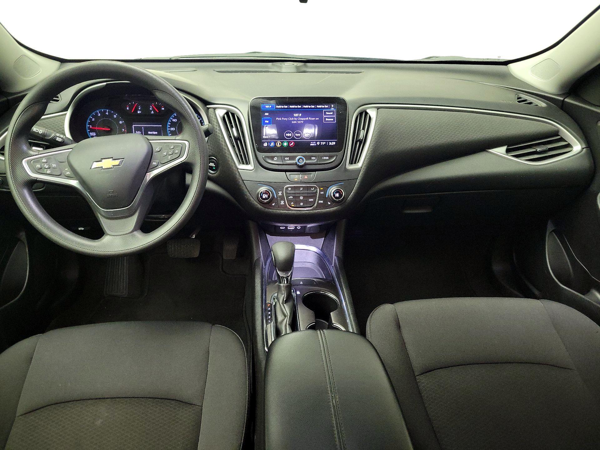 Thumbnail: 2023 Chevrolet Malibu - 9