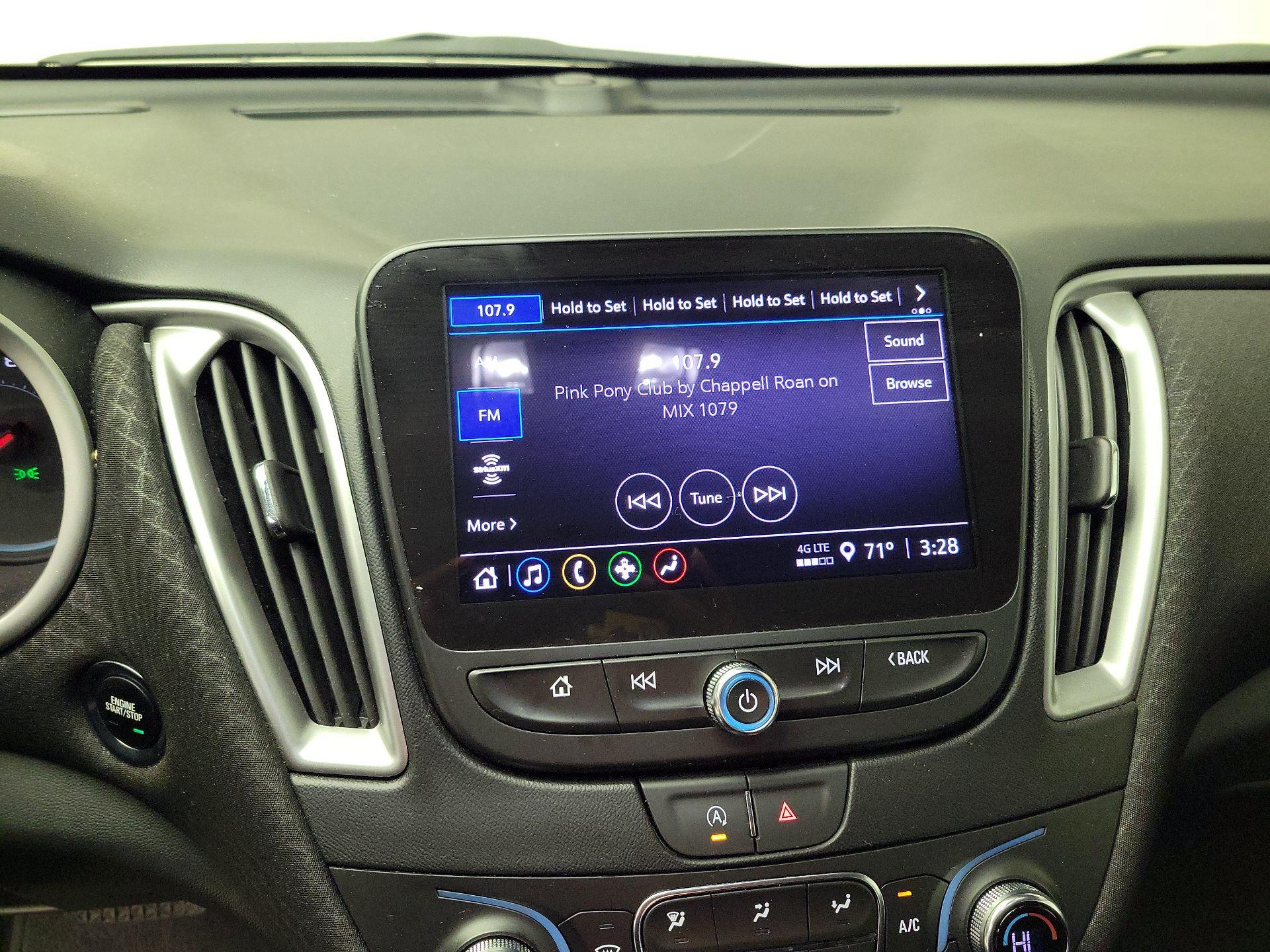 Thumbnail: 2023 Chevrolet Malibu - 15