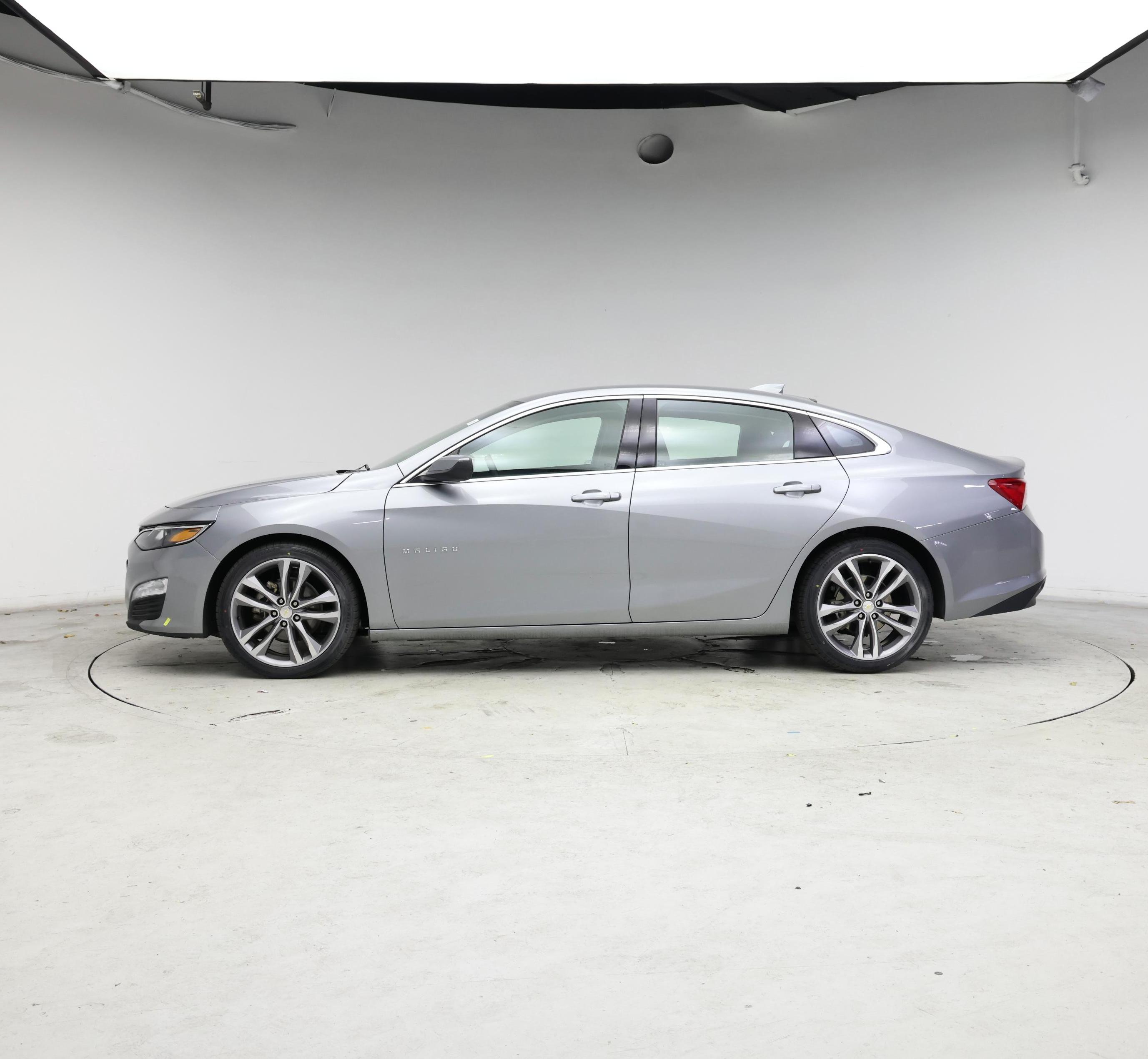 Thumbnail: 2023 Chevrolet Malibu - 3