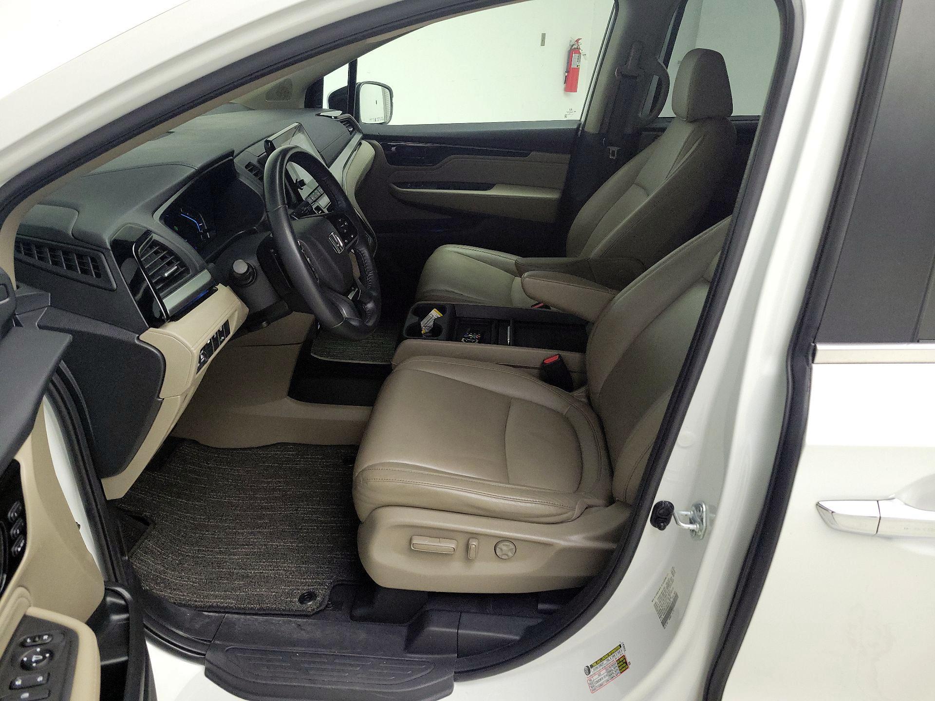Thumbnail: 2021 Honda Odyssey - 11