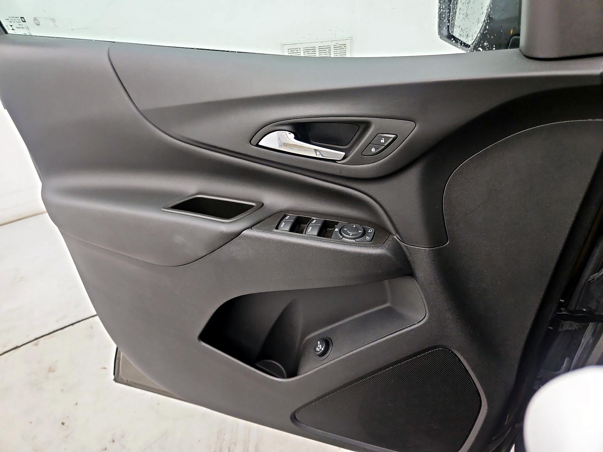 Thumbnail: 2023 Chevrolet Equinox - 12