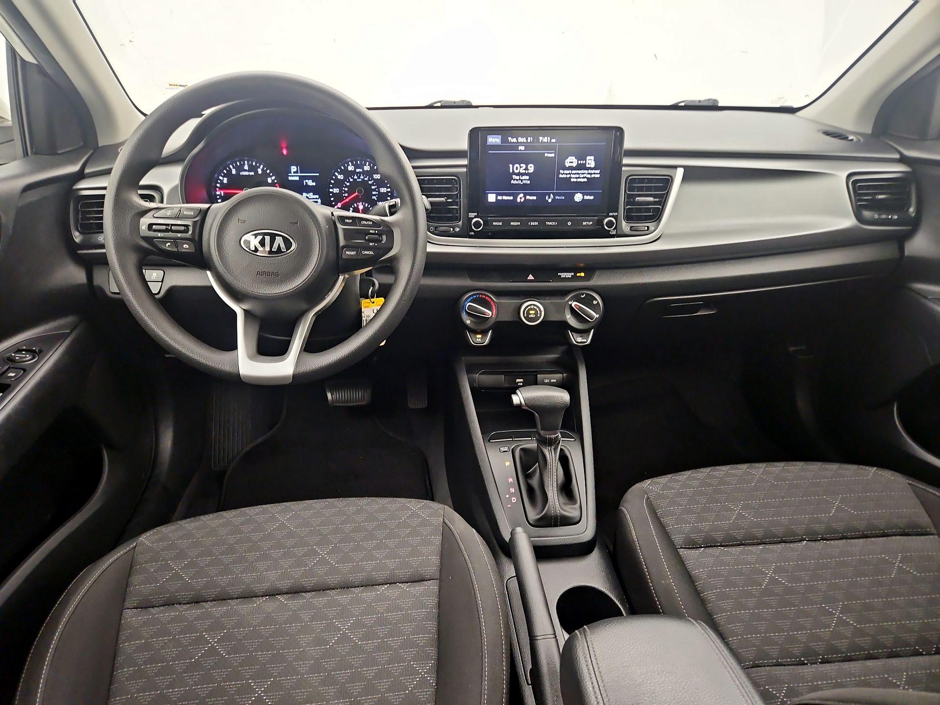 Thumbnail: 2021 Kia Rio - 9