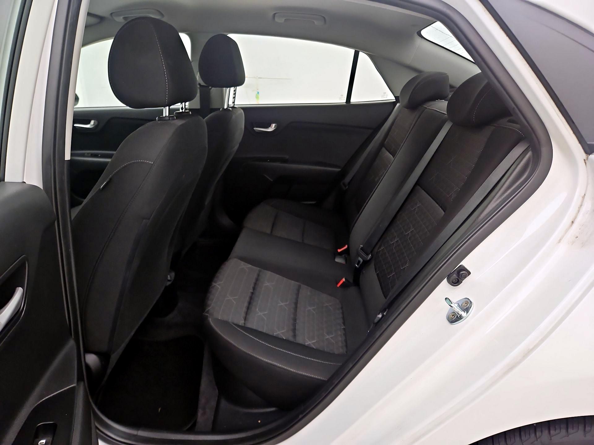 Thumbnail: 2021 Kia Rio - 19