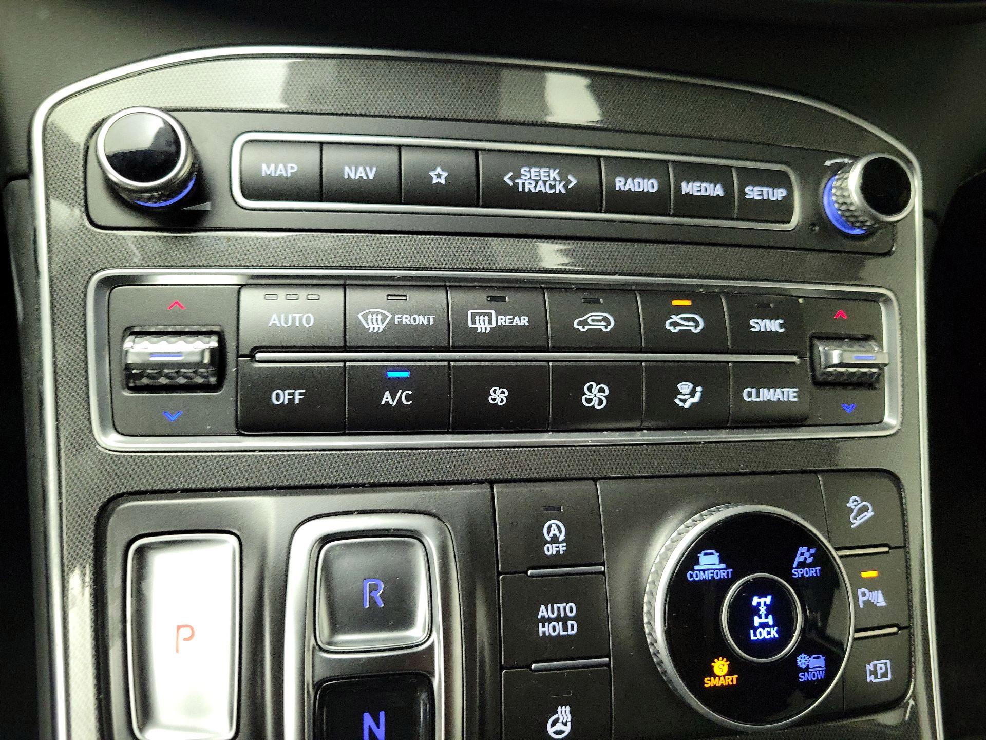 Thumbnail: 2023 Hyundai Santa Fe - 17