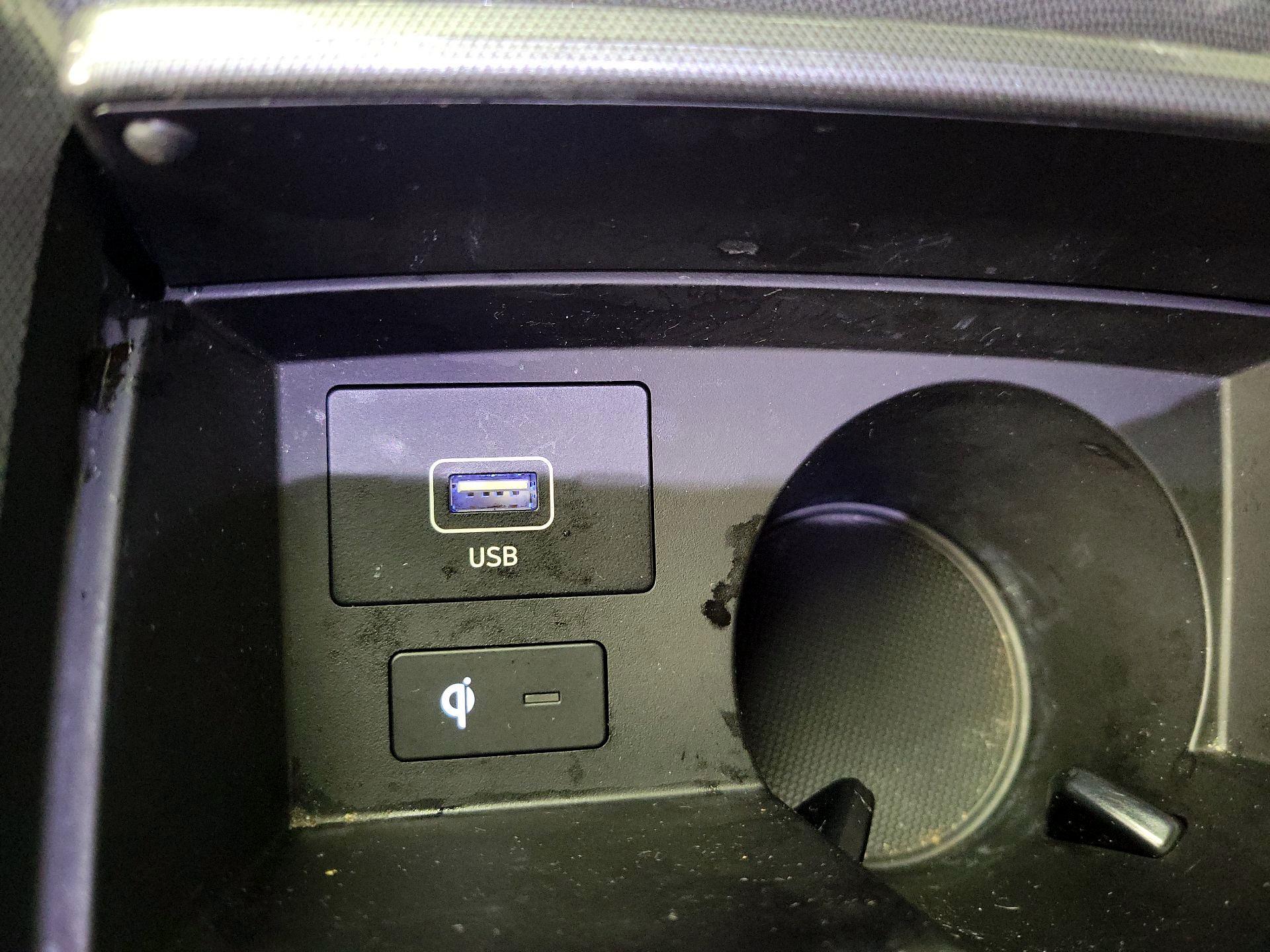 Thumbnail: 2023 Hyundai Santa Fe - 19