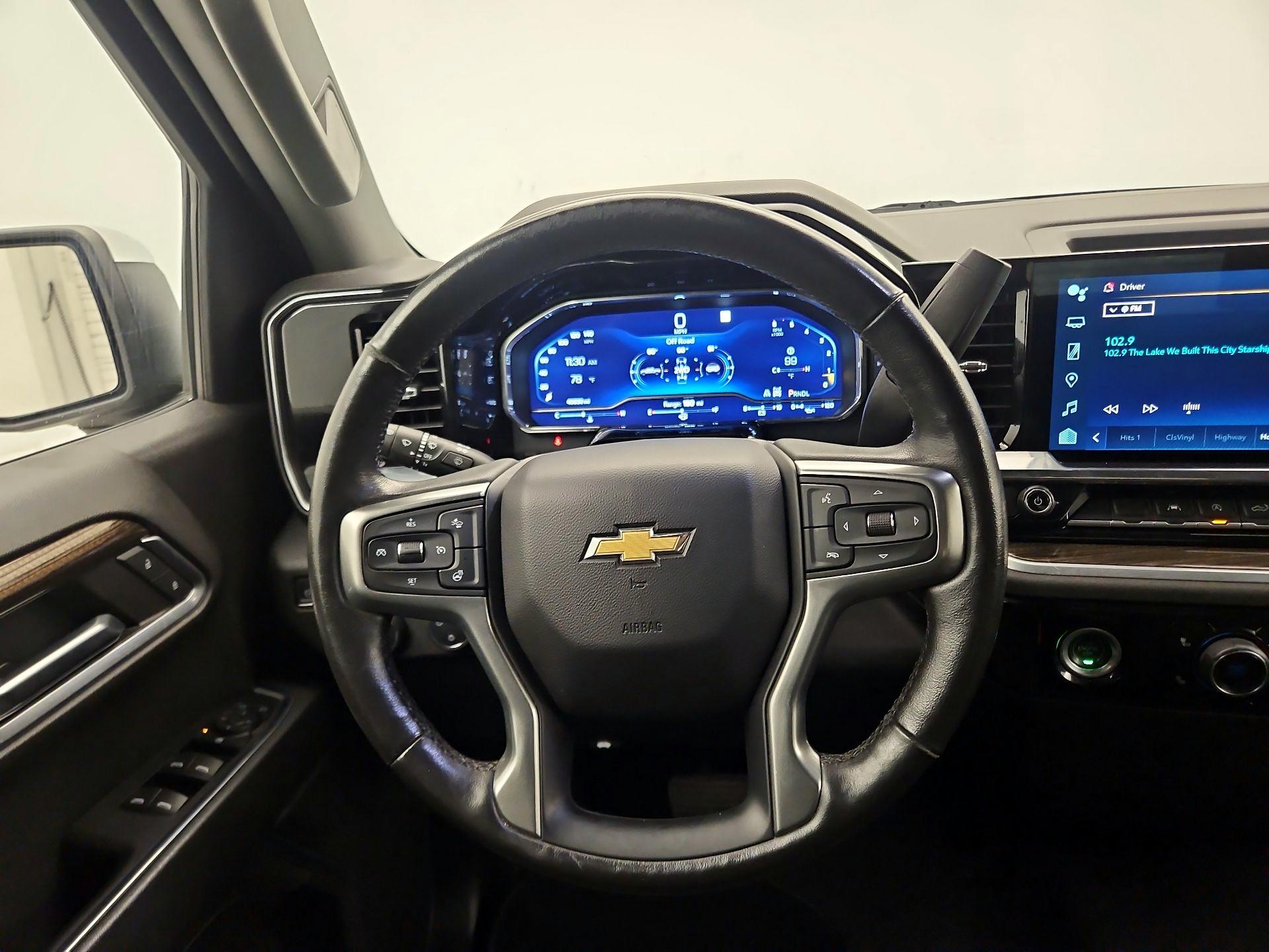 Thumbnail: 2022 Chevrolet Silverado 1500 - 10