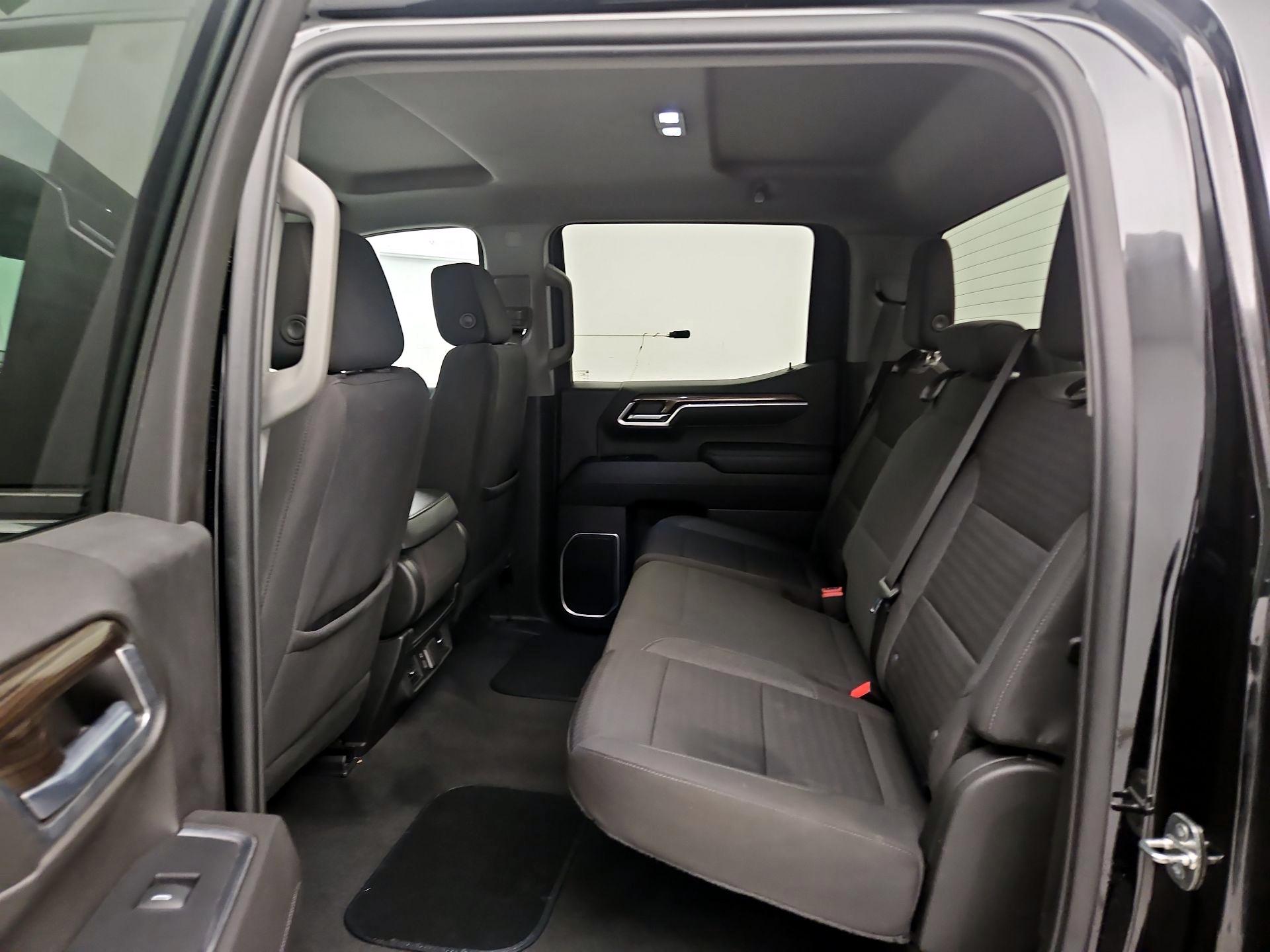 Thumbnail: 2022 Chevrolet Silverado 1500 - 19