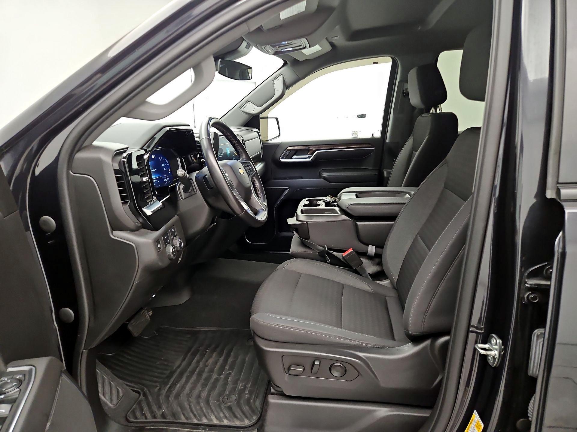Thumbnail: 2022 Chevrolet Silverado 1500 - 11
