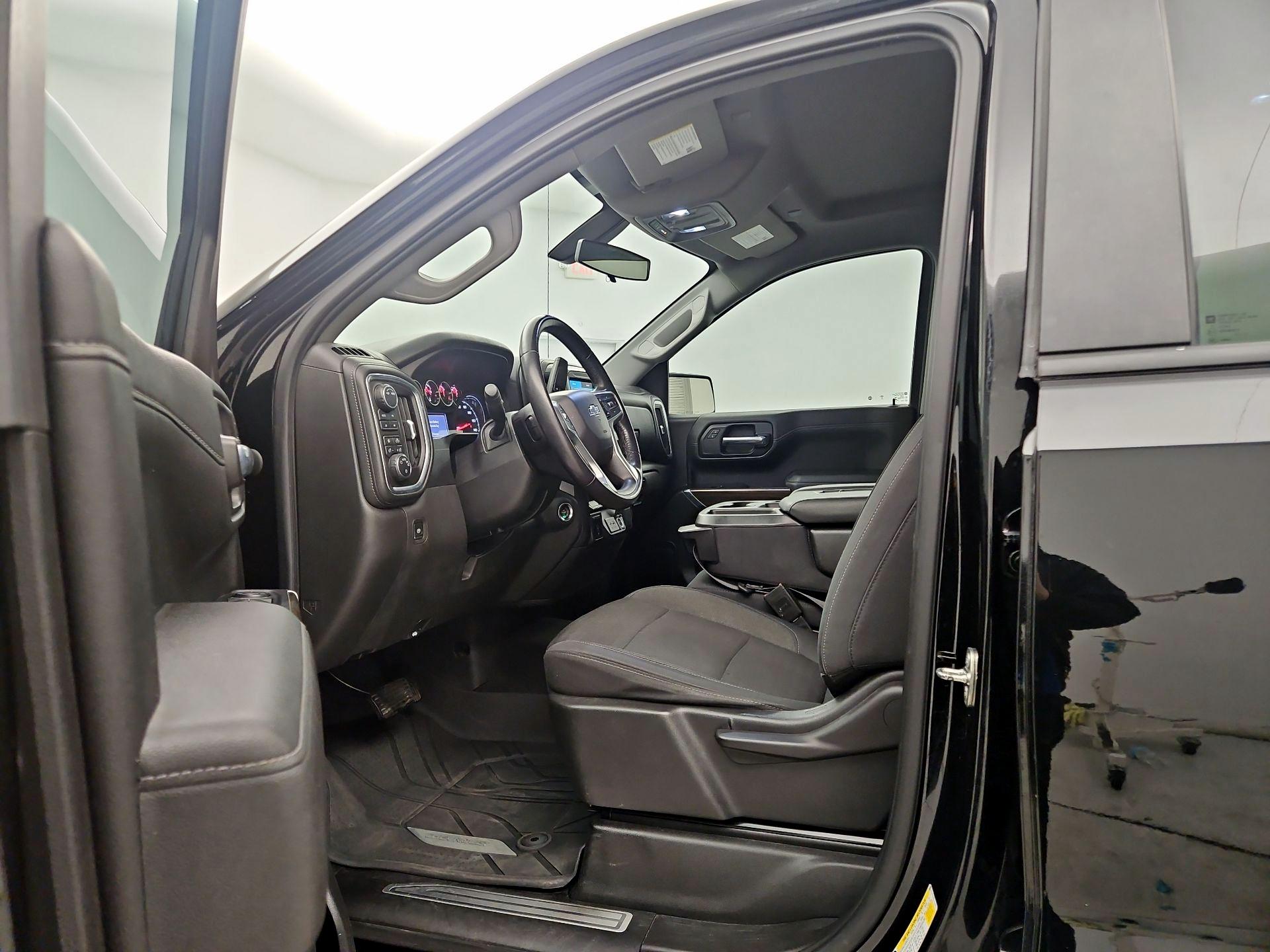 Thumbnail: 2020 Chevrolet Silverado 1500 - 9